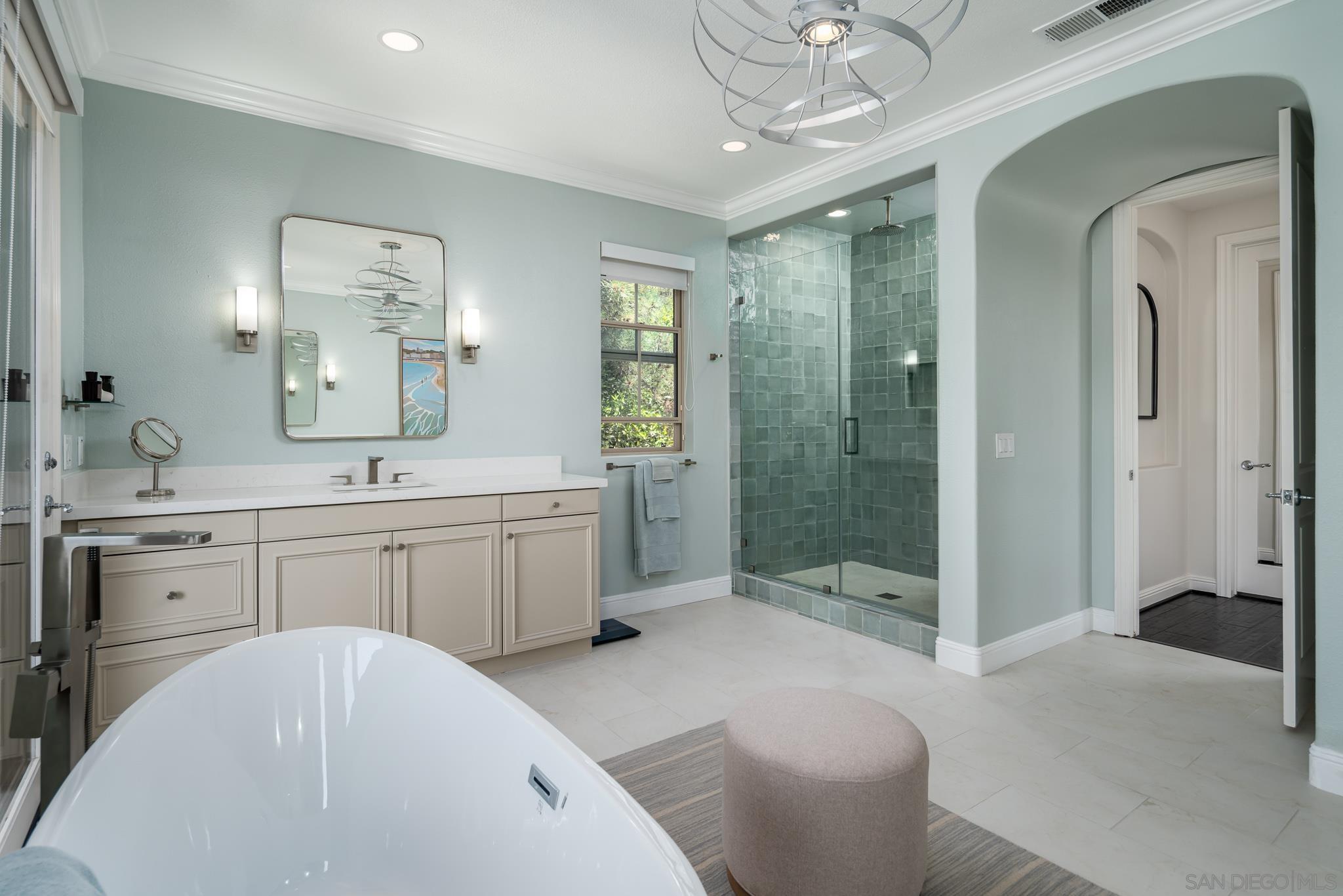 Detail Gallery Image 20 of 29 For 7425  Rancho Cabrillo Trail, San Diego,  CA 92127 - 4 Beds | 3/1 Baths