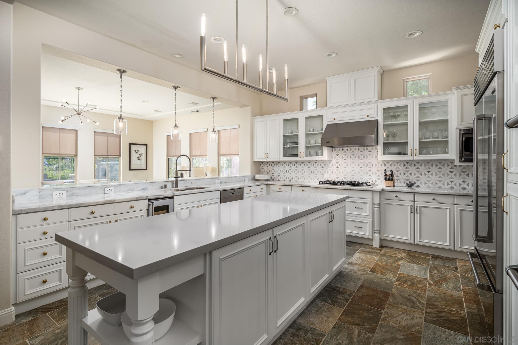 Detail Gallery Image 10 of 29 For 7425  Rancho Cabrillo Trail, San Diego,  CA 92127 - 4 Beds | 3/1 Baths