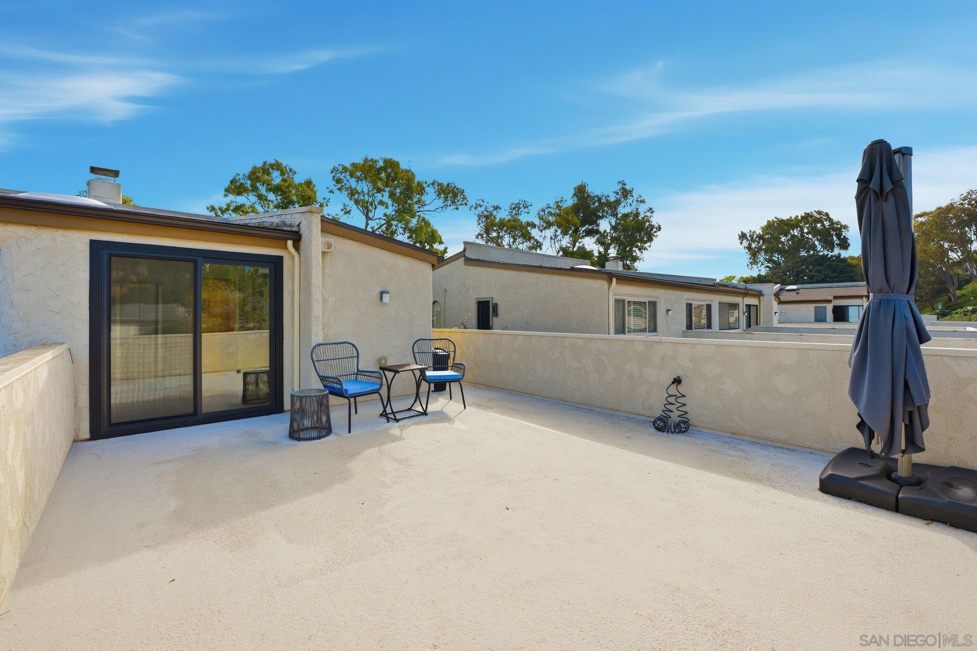 Detail Gallery Image 24 of 45 For 8963  Caminito Fresco, La Jolla,  CA 92037 - 4 Beds | 2/1 Baths