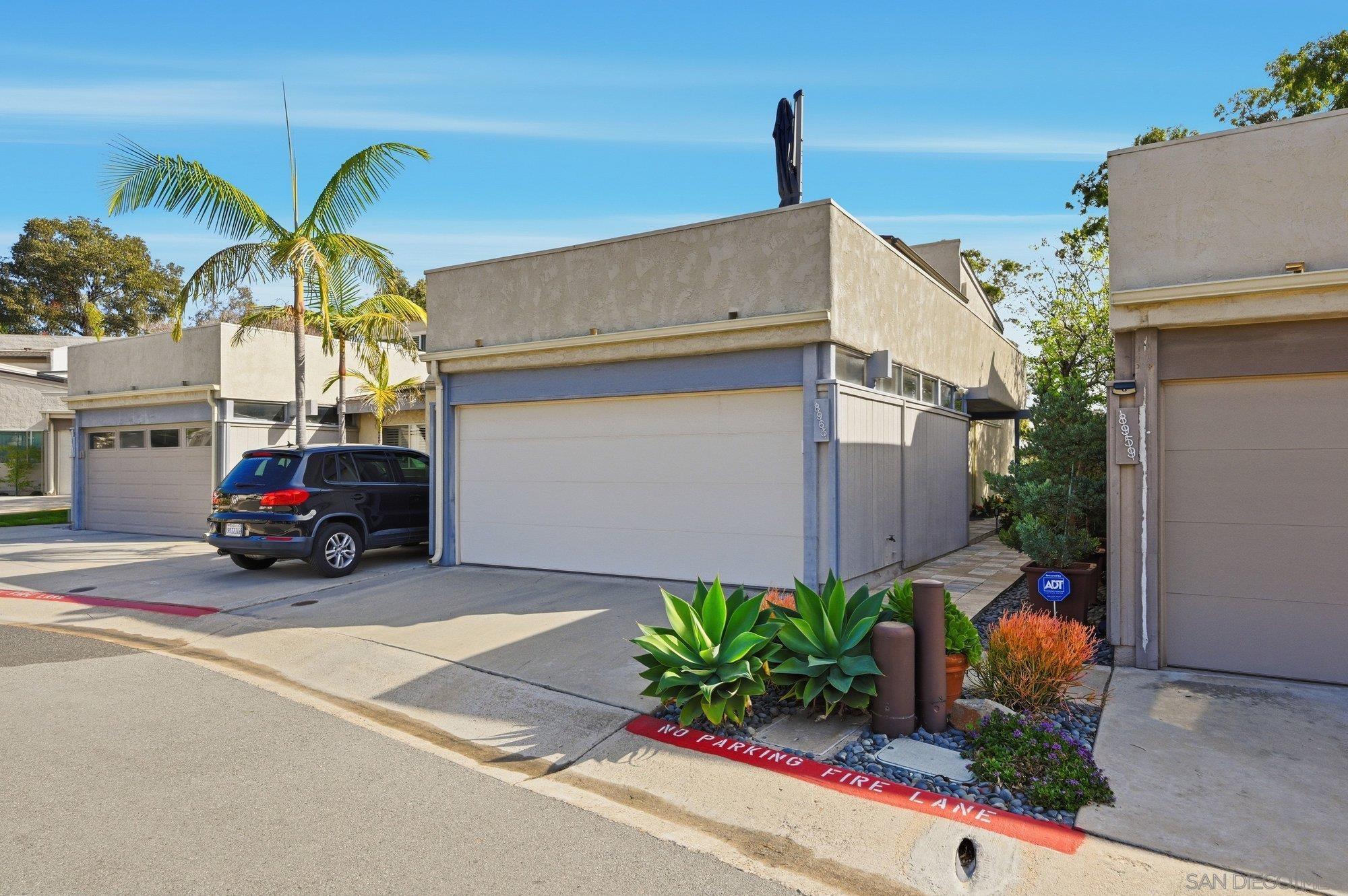 Detail Gallery Image 33 of 45 For 8963  Caminito Fresco, La Jolla,  CA 92037 - 4 Beds | 2/1 Baths