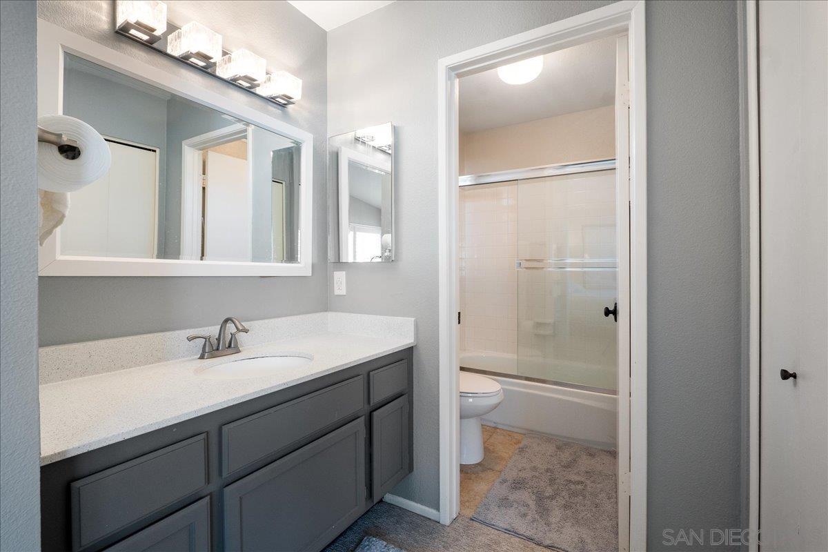 Detail Gallery Image 14 of 25 For 13527  Tiverton Rd, San Diego,  CA 92130 - 2 Beds | 2/1 Baths