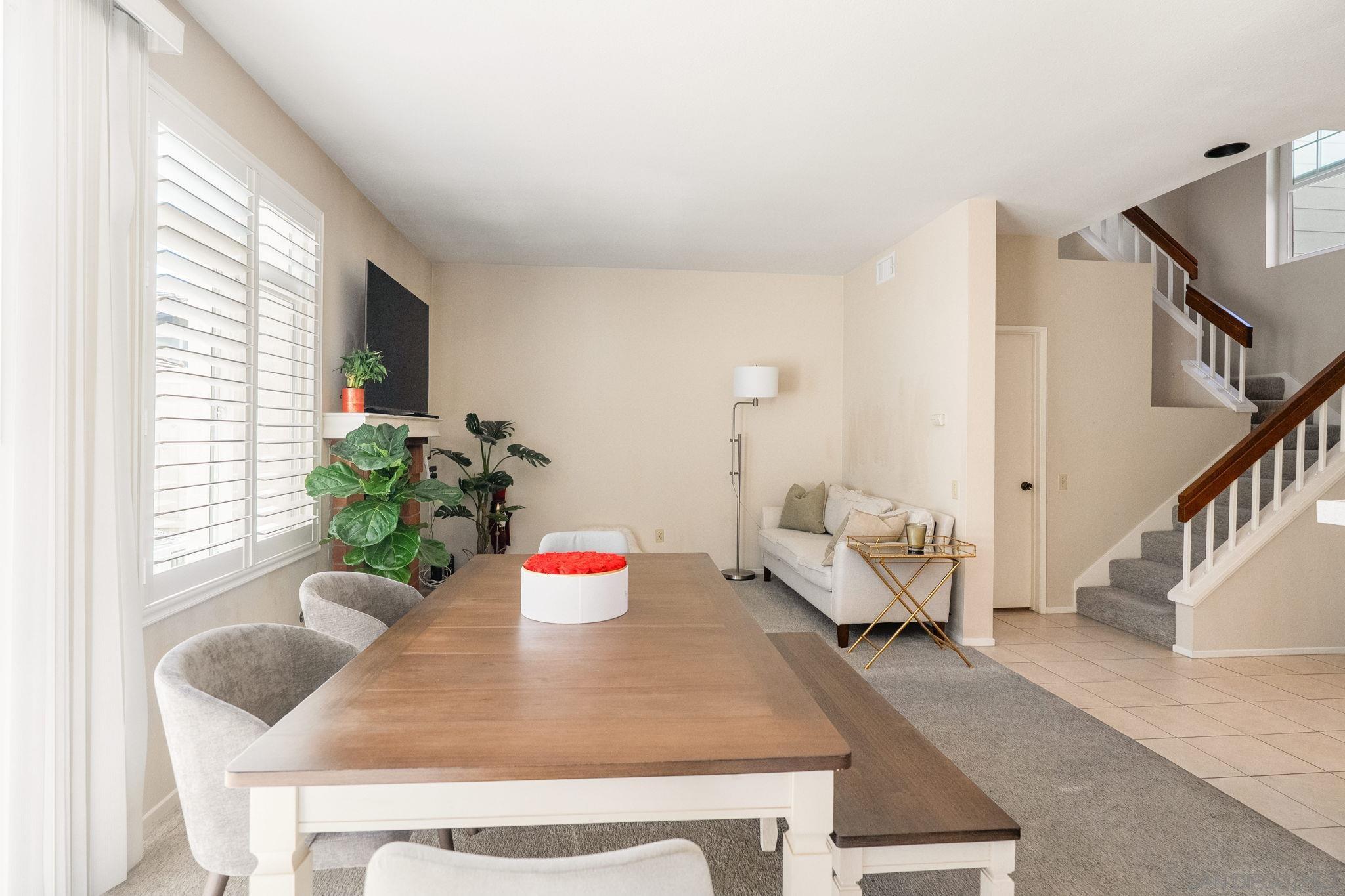 Detail Gallery Image 4 of 25 For 13527  Tiverton Rd, San Diego,  CA 92130 - 2 Beds | 2/1 Baths