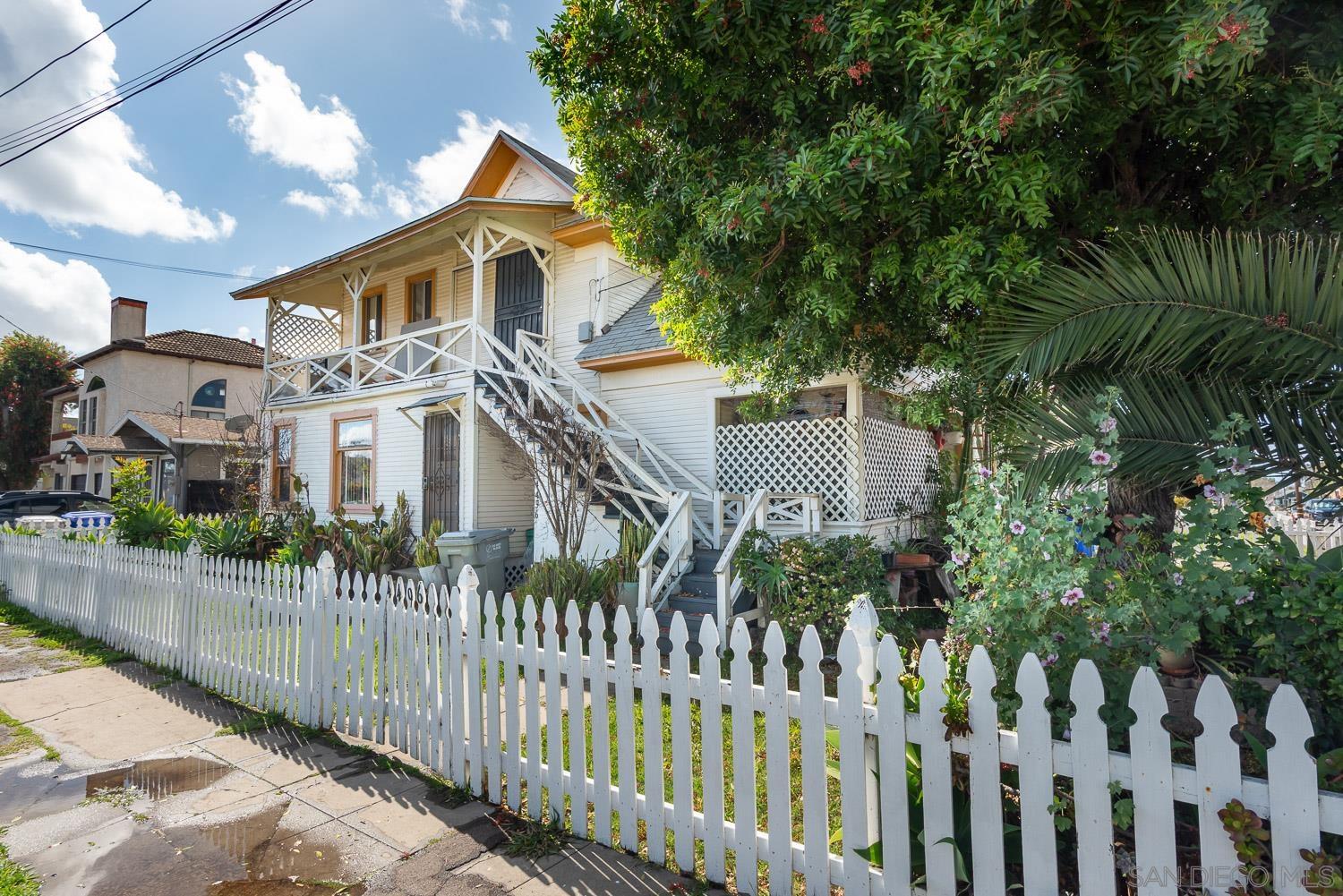 Detail Gallery Image 2 of 23 For 4496  Campus Ave, San Diego,  CA 92116 - – Beds | – Baths