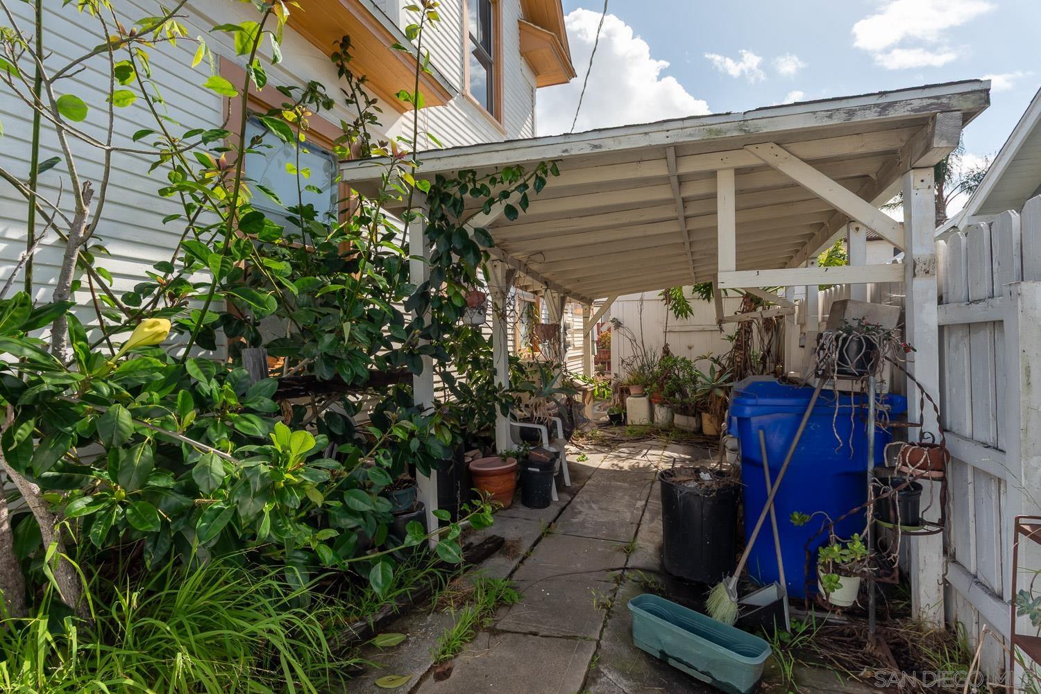 Detail Gallery Image 6 of 23 For 4496  Campus Ave, San Diego,  CA 92116 - – Beds | – Baths