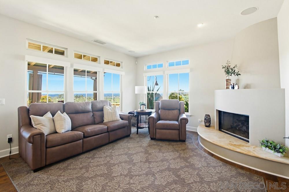 Detail Gallery Image 15 of 75 For 7970  Entrada De Luz E, San Diego,  CA 92127 - 3 Beds | 3 Baths