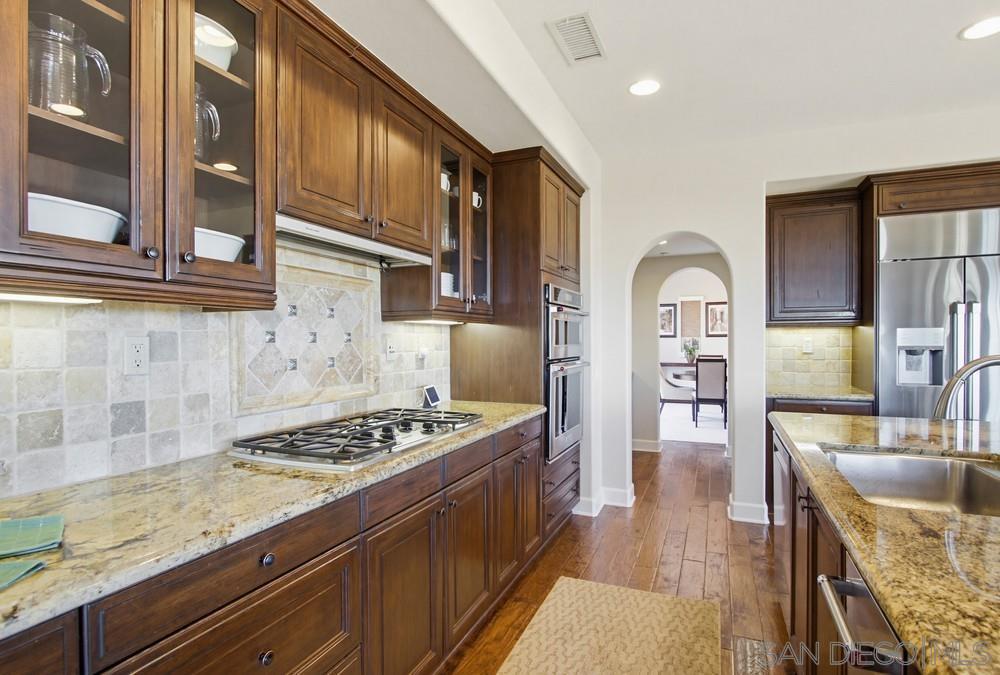 Detail Gallery Image 21 of 75 For 7970  Entrada De Luz E, San Diego,  CA 92127 - 3 Beds | 3 Baths