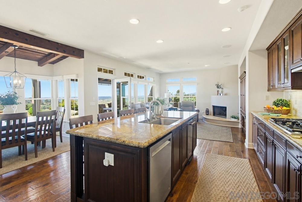 Detail Gallery Image 23 of 75 For 7970  Entrada De Luz E, San Diego,  CA 92127 - 3 Beds | 3 Baths