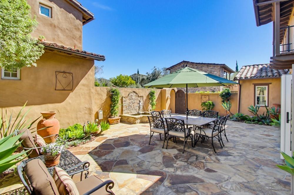 Detail Gallery Image 5 of 75 For 7970  Entrada De Luz E, San Diego,  CA 92127 - 3 Beds | 3 Baths