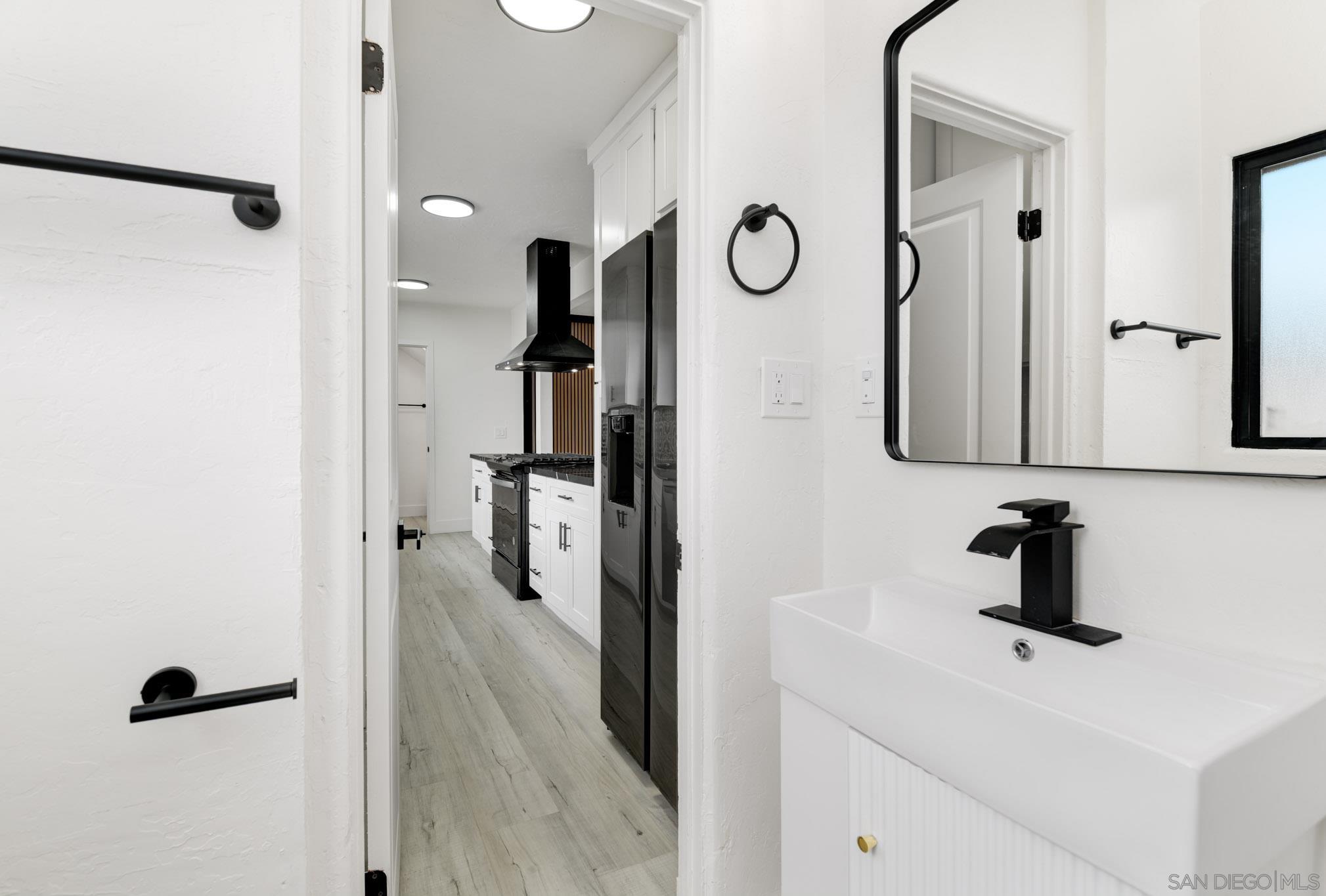 Detail Gallery Image 24 of 28 For 244  26th St, San Diego,  CA 92102 - 2 Beds | 2 Baths