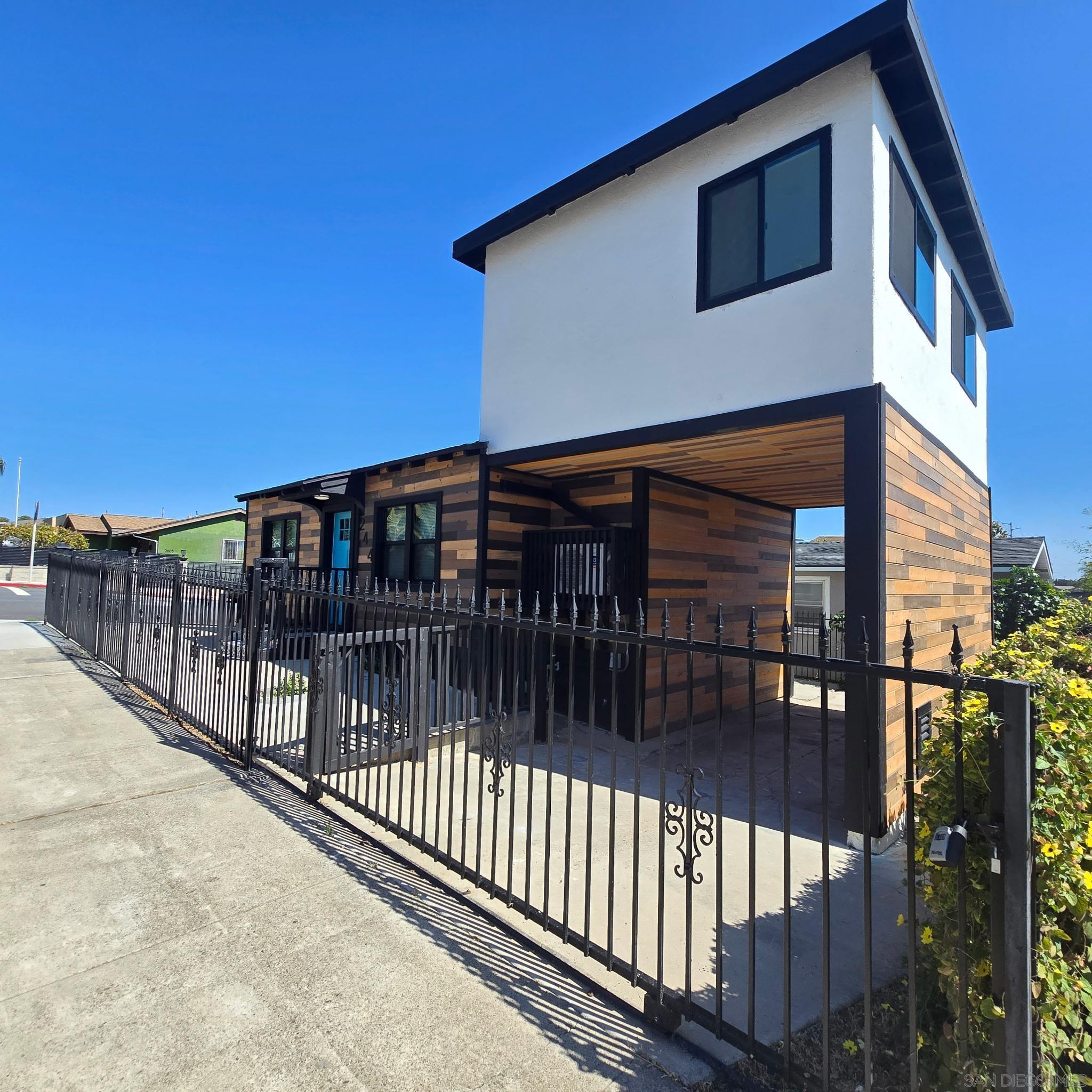 Detail Gallery Image 25 of 28 For 244  26th St, San Diego,  CA 92102 - 2 Beds | 2 Baths