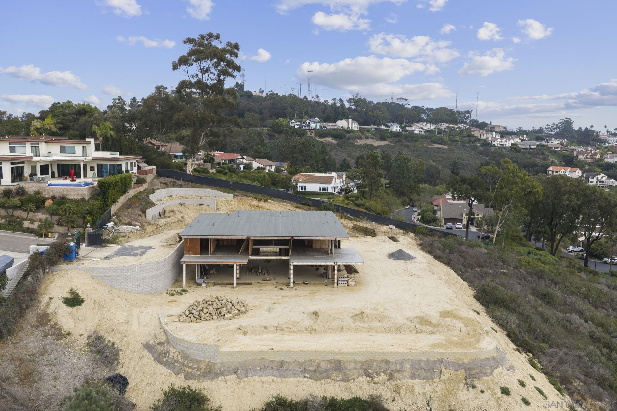 Detail Gallery Image 13 of 34 For 7111  Encelia, La Jolla,  CA 92037 - 5 Beds | 5/2 Baths
