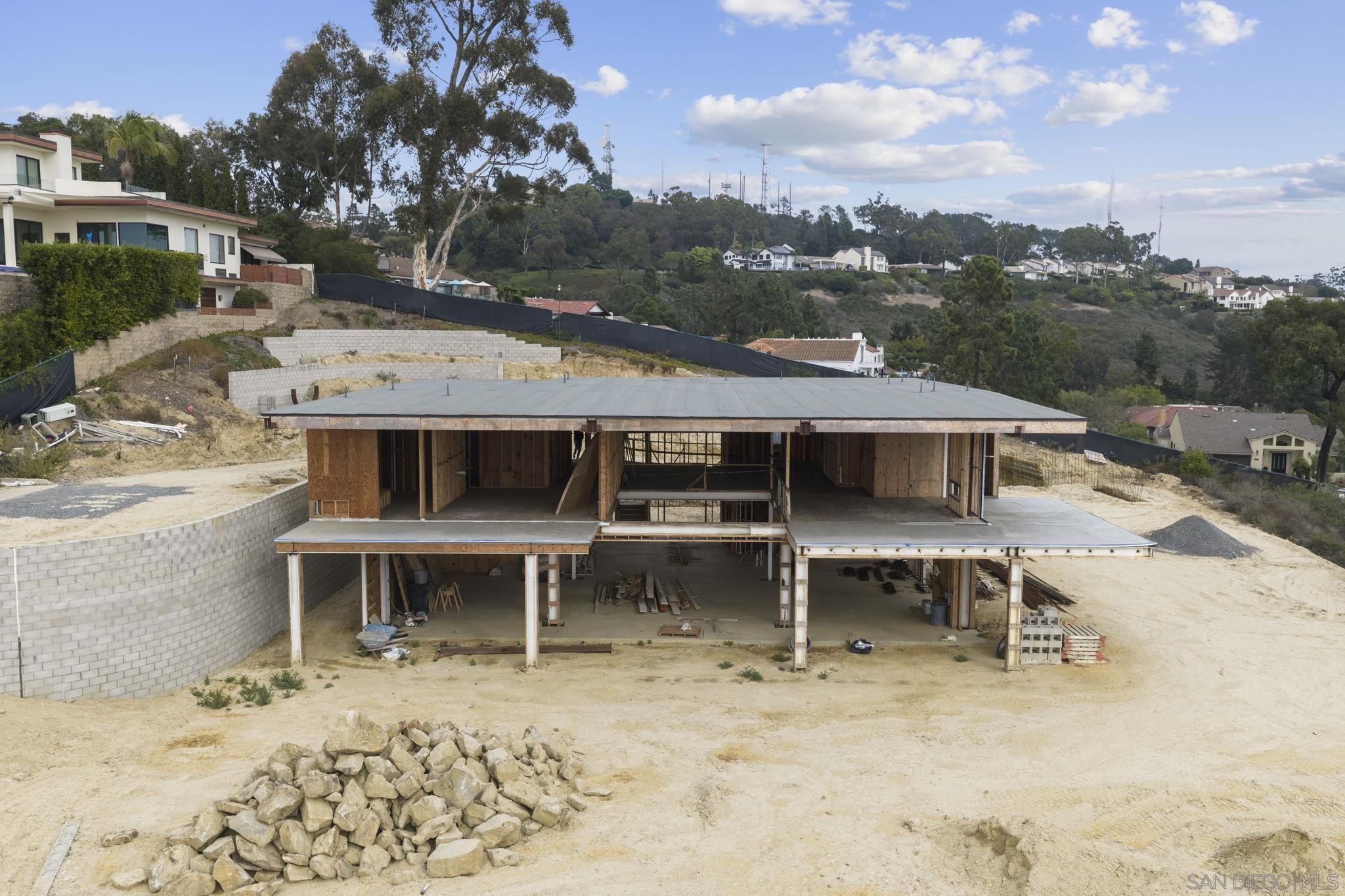 Detail Gallery Image 6 of 34 For 7111  Encelia, La Jolla,  CA 92037 - 5 Beds | 5/2 Baths