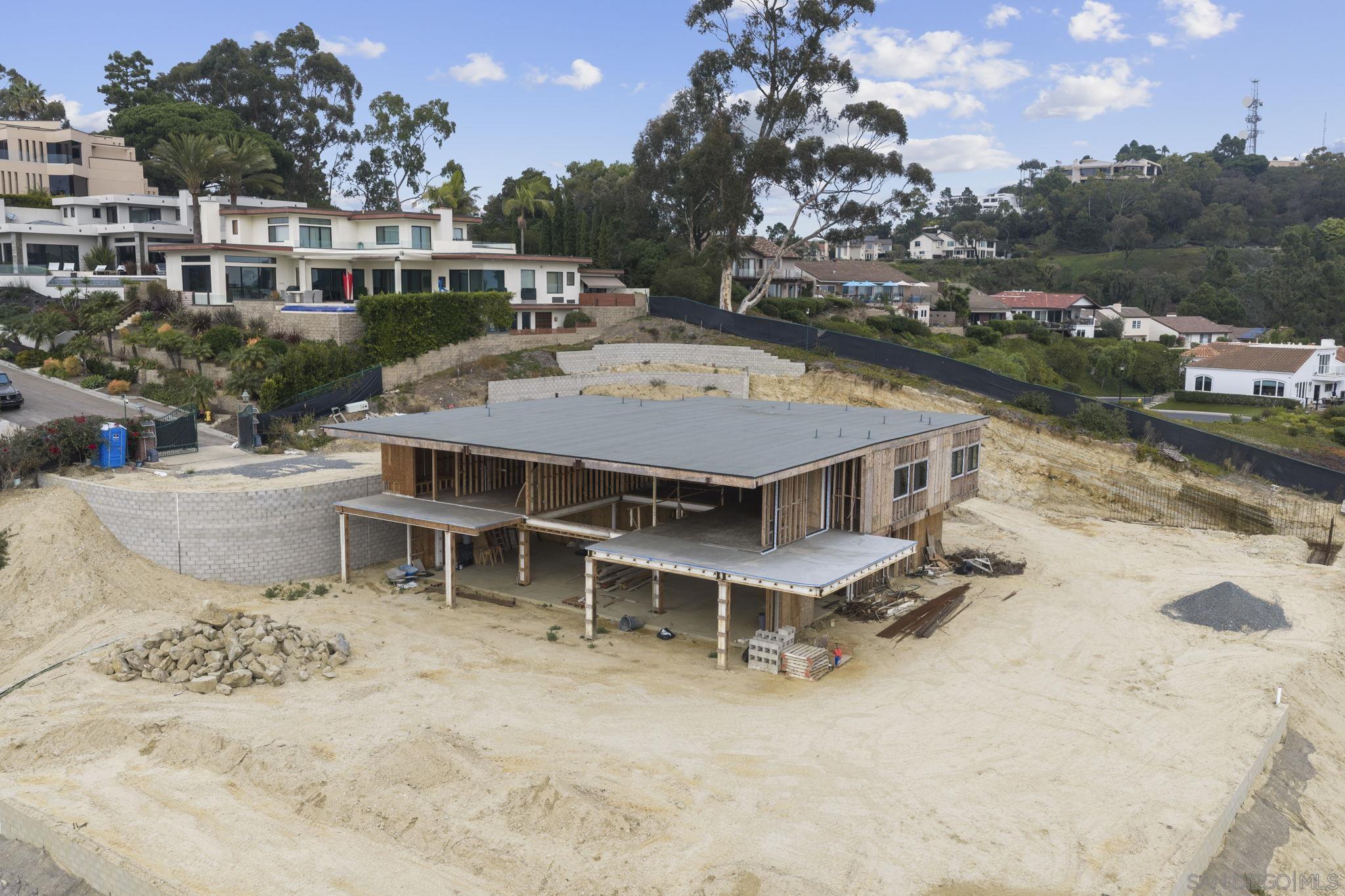 Detail Gallery Image 10 of 34 For 7111  Encelia, La Jolla,  CA 92037 - 5 Beds | 5/2 Baths