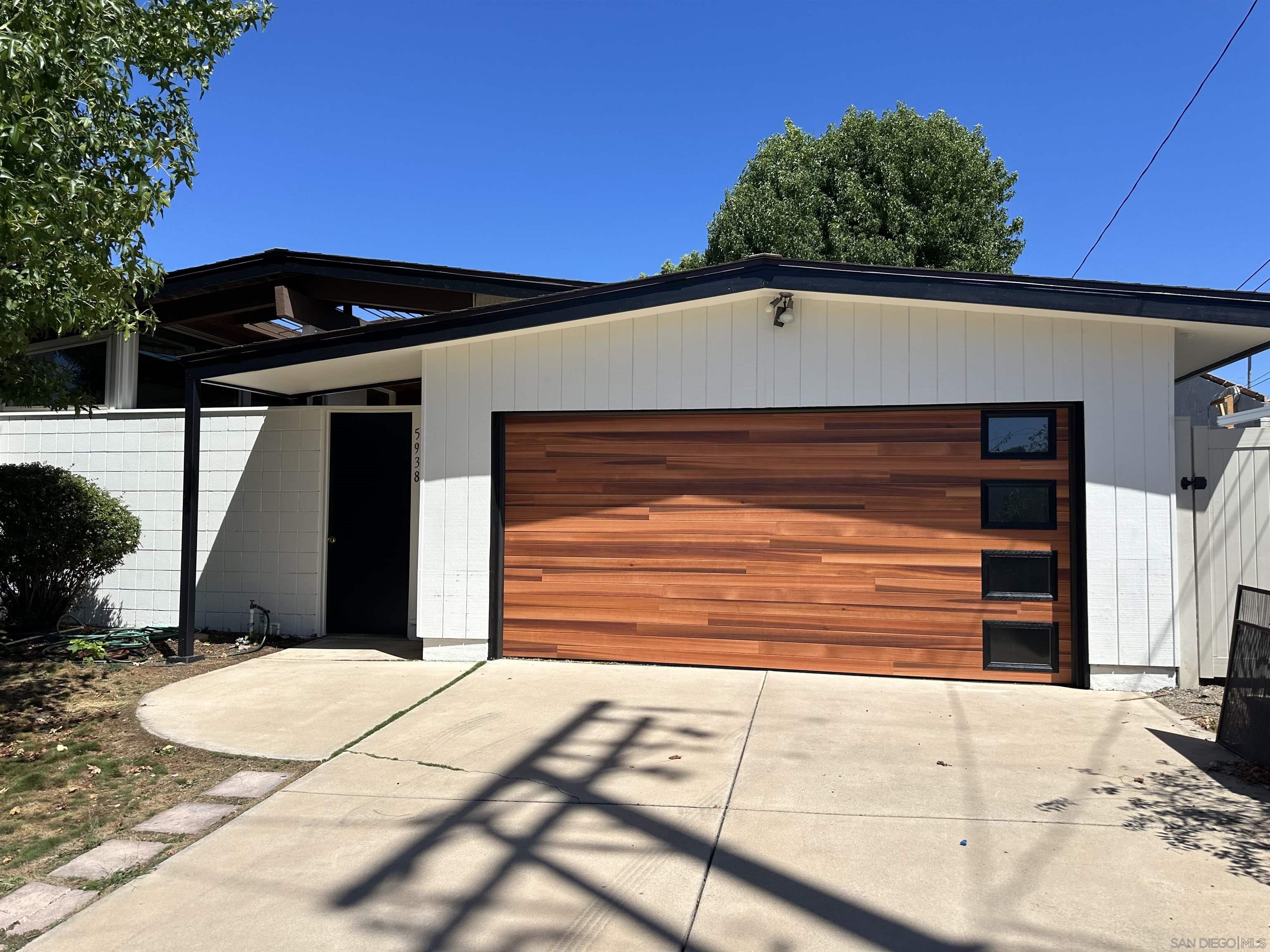 Front Image Thumbnail for SD260004740