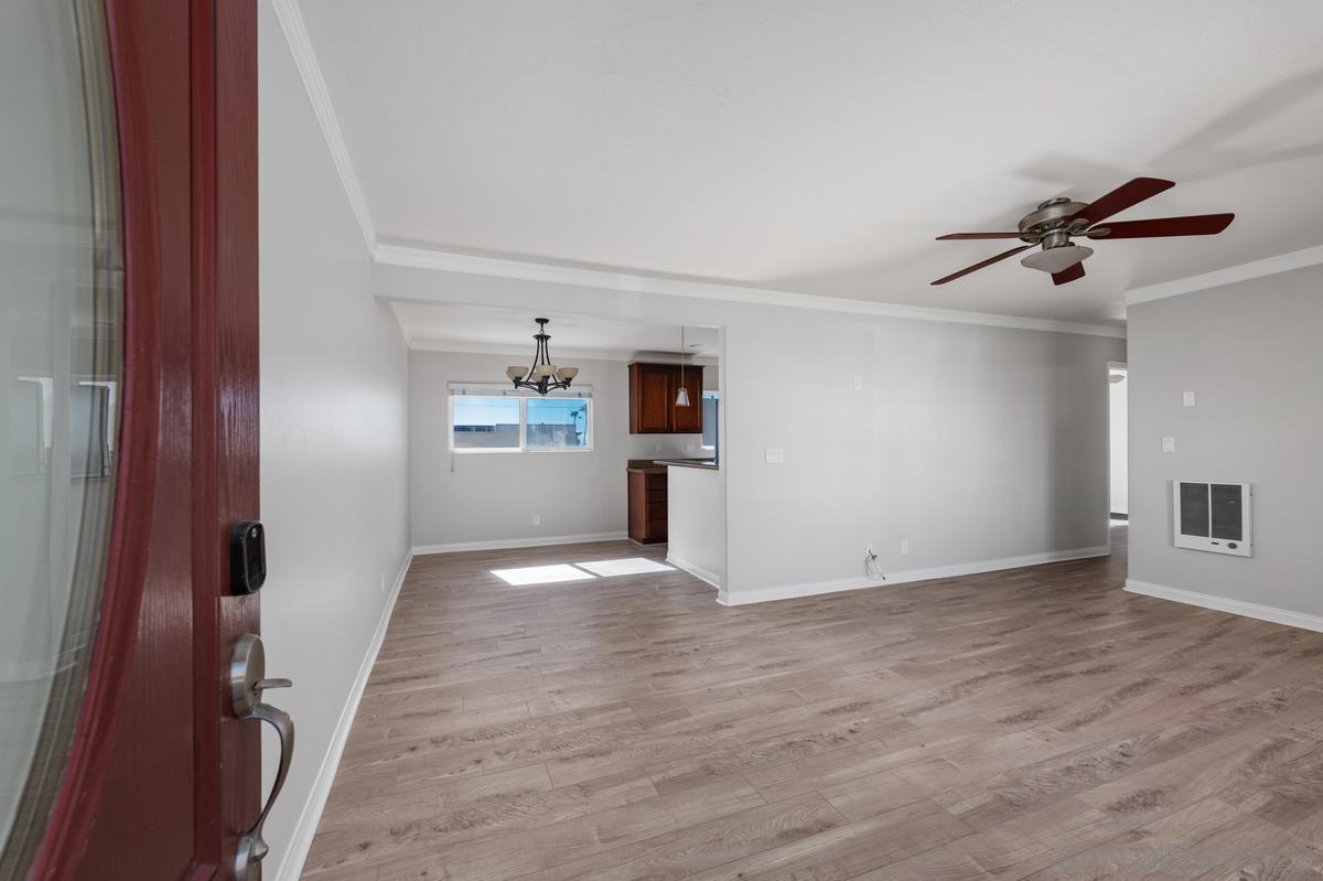 Detail Gallery Image 8 of 32 For 1915  Emerald St  #F,  San Diego,  CA 92109 - 2 Beds | 2 Baths