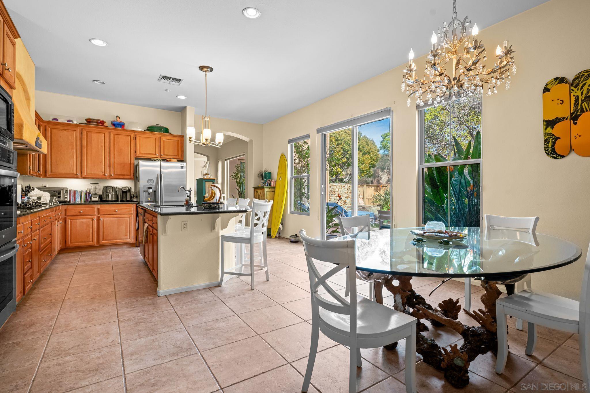 Detail Gallery Image 11 of 49 For 7714  Concerto Lane, San Diego,  CA 92127 - 4 Beds | 4 Baths