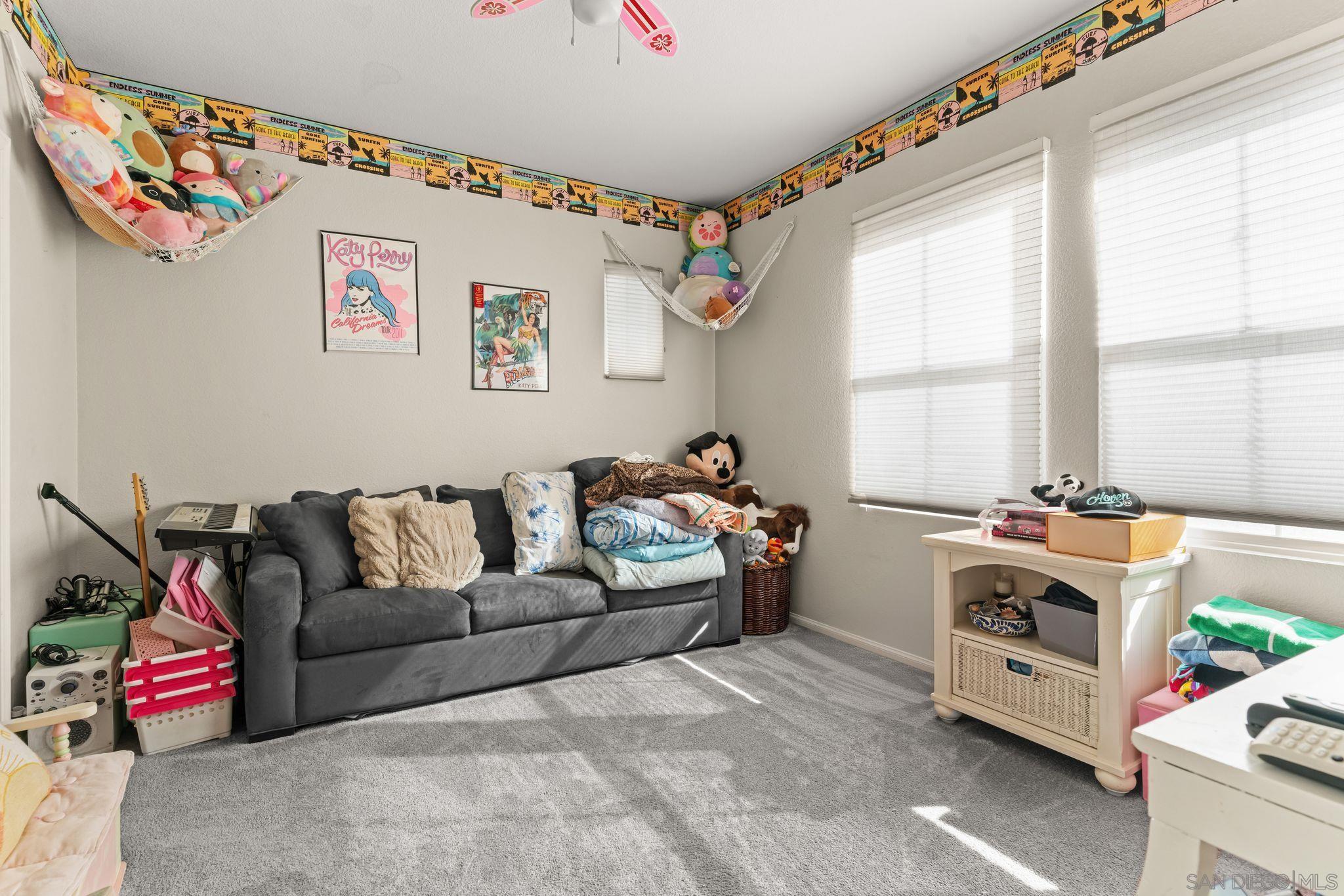 Detail Gallery Image 14 of 49 For 7714  Concerto Lane, San Diego,  CA 92127 - 4 Beds | 4 Baths