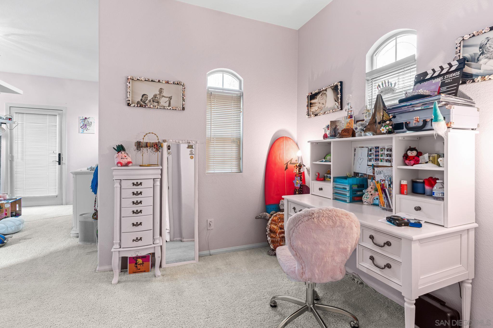 Detail Gallery Image 17 of 49 For 7714  Concerto Lane, San Diego,  CA 92127 - 4 Beds | 4 Baths