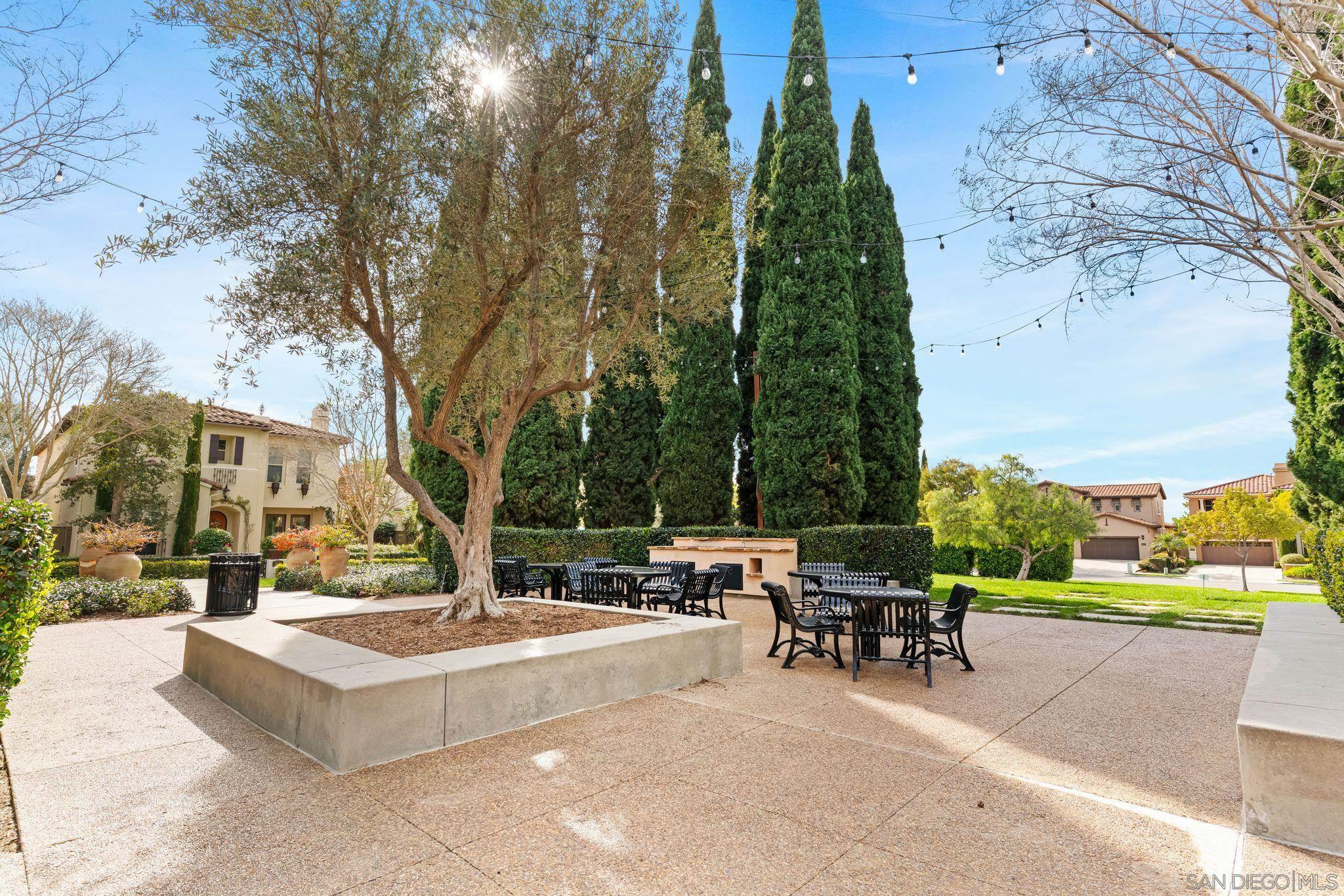 Detail Gallery Image 33 of 49 For 7714  Concerto Lane, San Diego,  CA 92127 - 4 Beds | 4 Baths