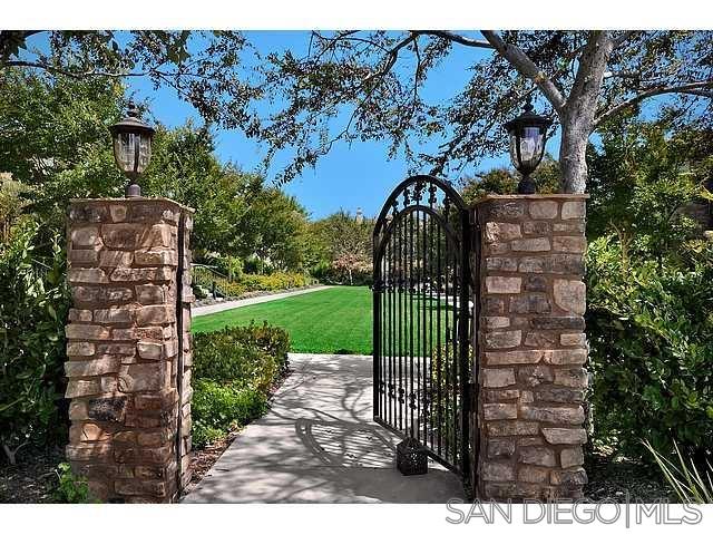 Detail Gallery Image 48 of 49 For 7714  Concerto Lane, San Diego,  CA 92127 - 4 Beds | 4 Baths