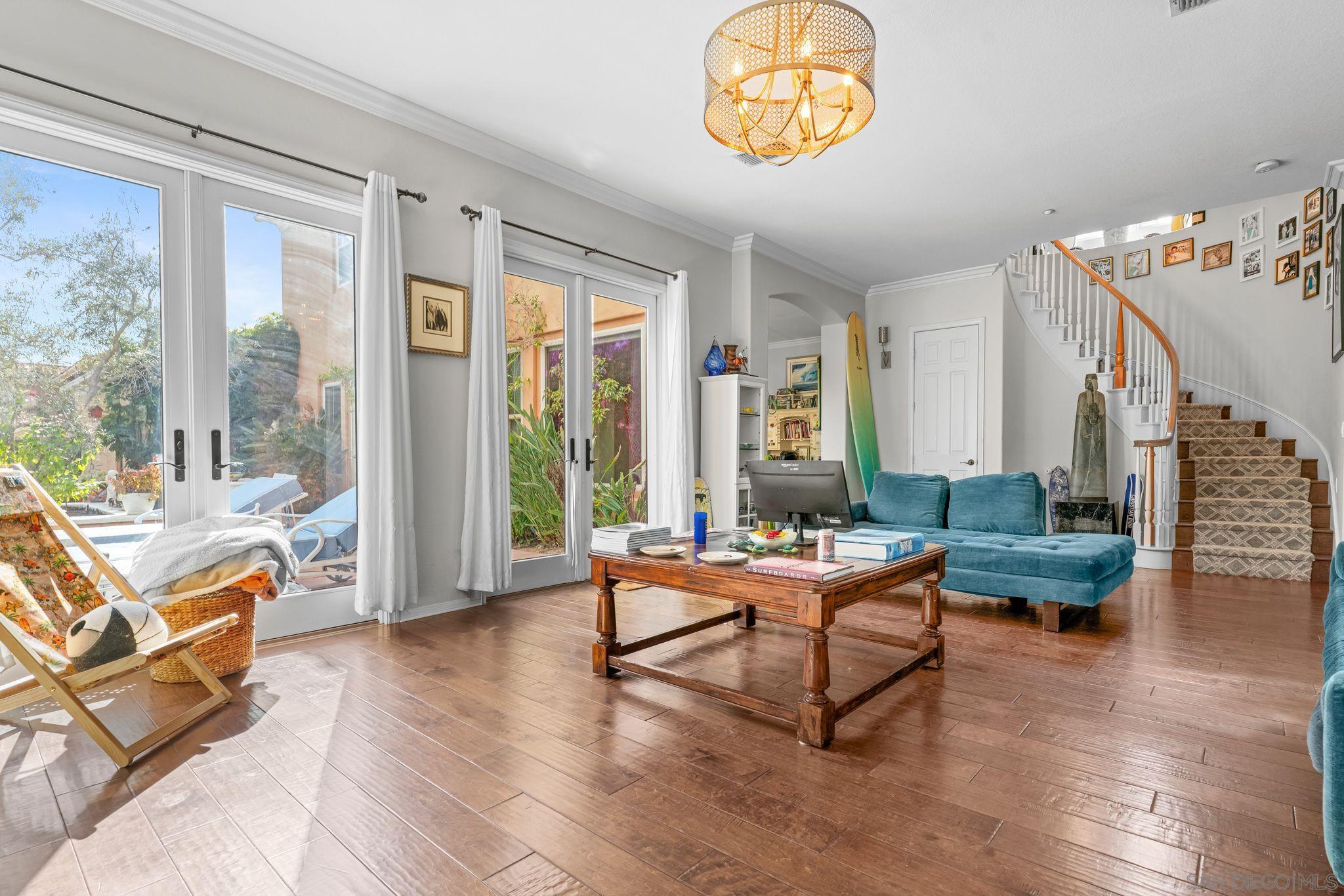 Detail Gallery Image 6 of 49 For 7714  Concerto Lane, San Diego,  CA 92127 - 4 Beds | 4 Baths