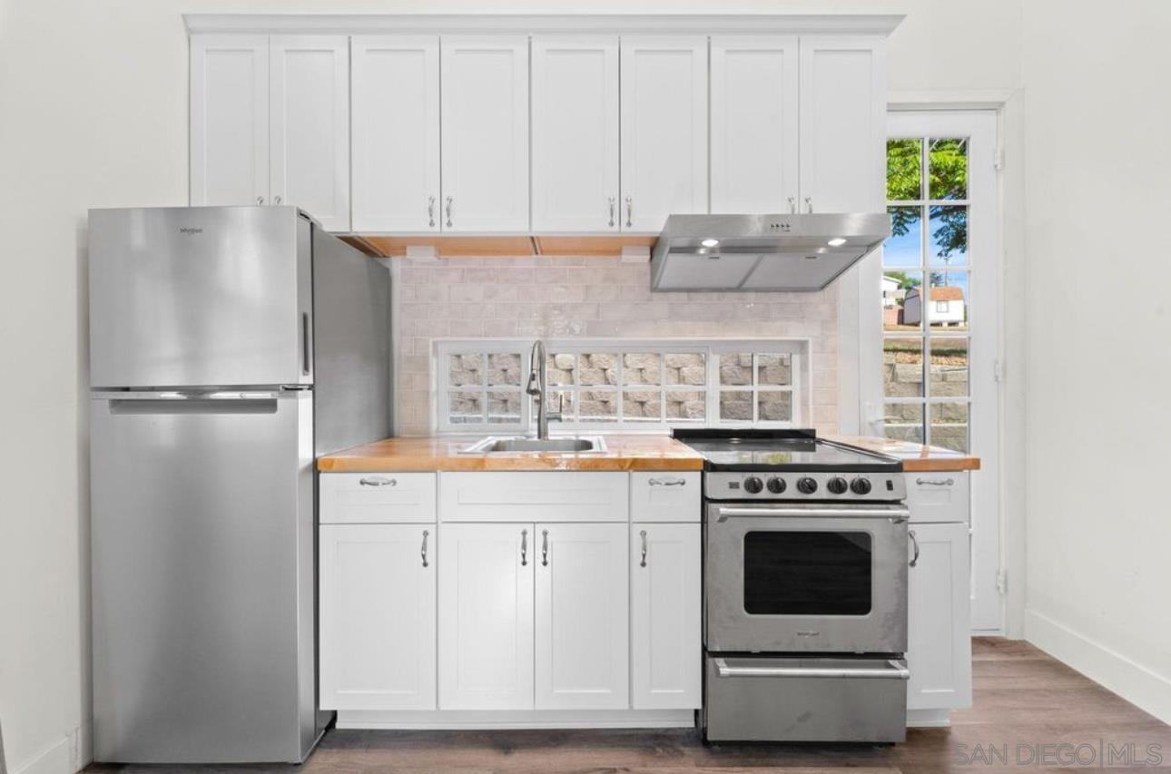 Detail Gallery Image 3 of 22 For 4428  68th St, La Mesa,  CA 91942 - 1 Beds | 1 Baths