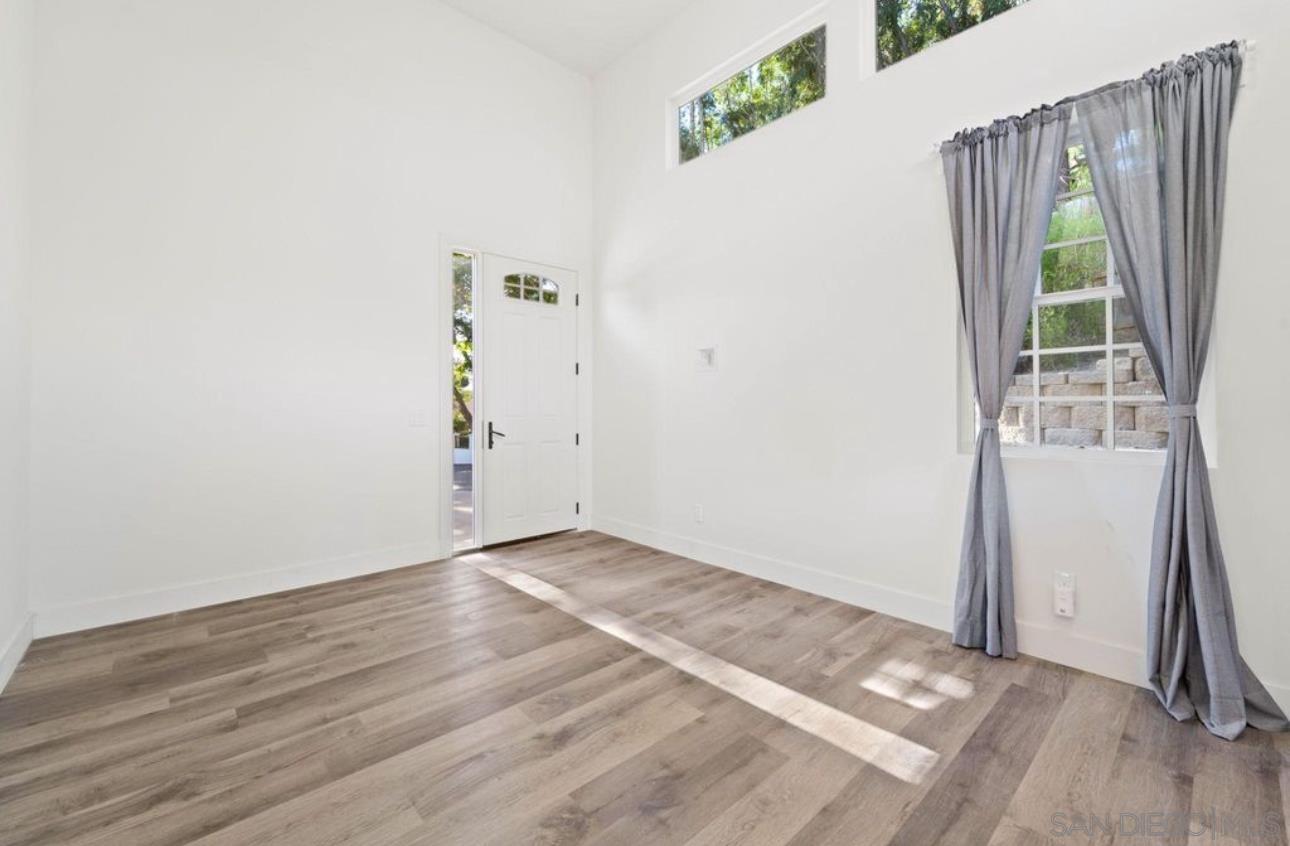 Detail Gallery Image 5 of 22 For 4428  68th St, La Mesa,  CA 91942 - 1 Beds | 1 Baths