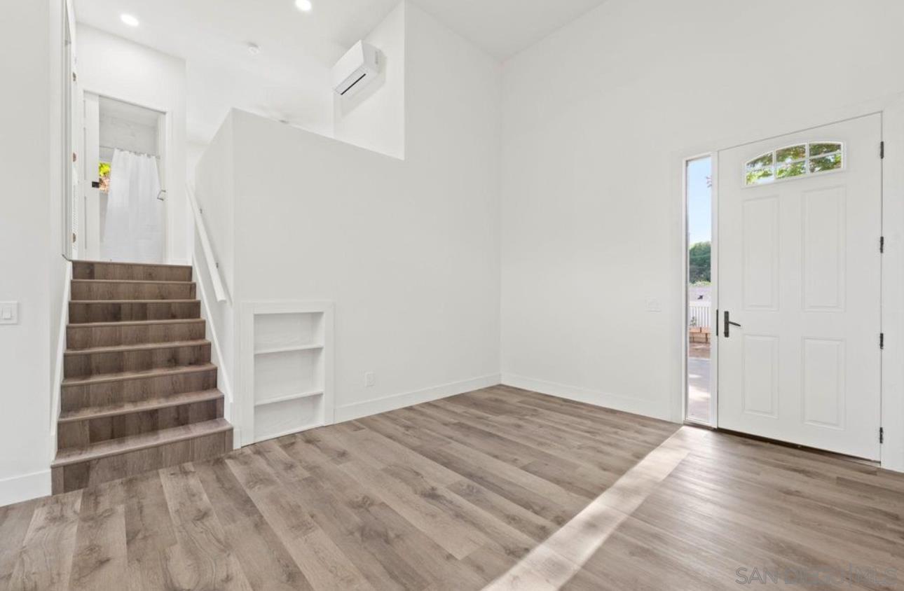 Detail Gallery Image 6 of 22 For 4428  68th St, La Mesa,  CA 91942 - 1 Beds | 1 Baths