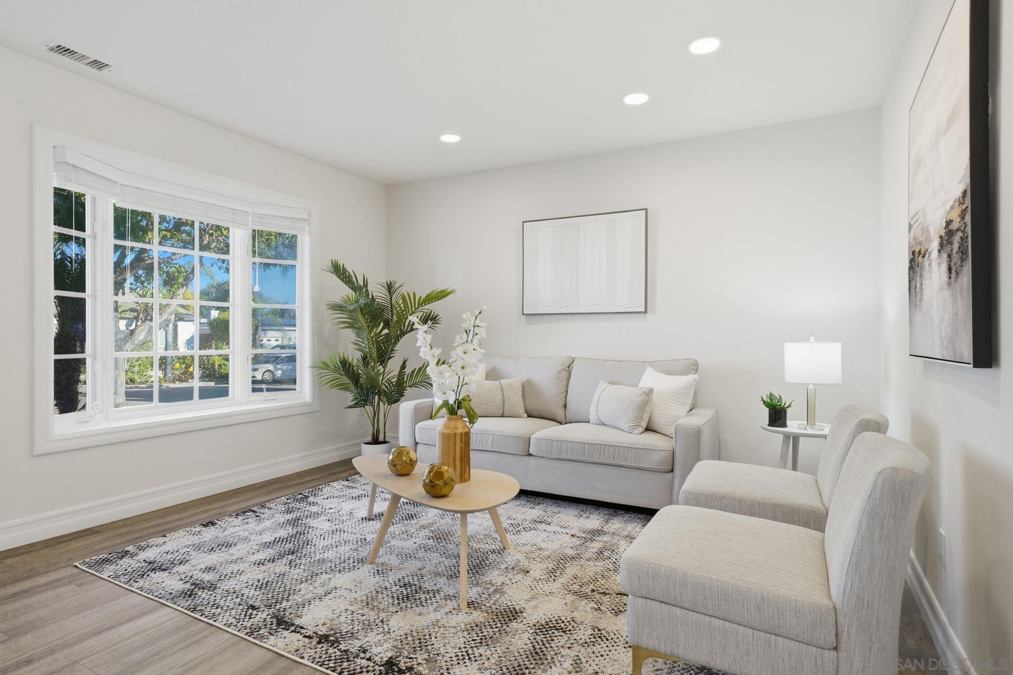 Detail Gallery Image 15 of 75 For 3240  Geronimo Ave, San Diego,  CA 92117 - 4 Beds | 3/1 Baths