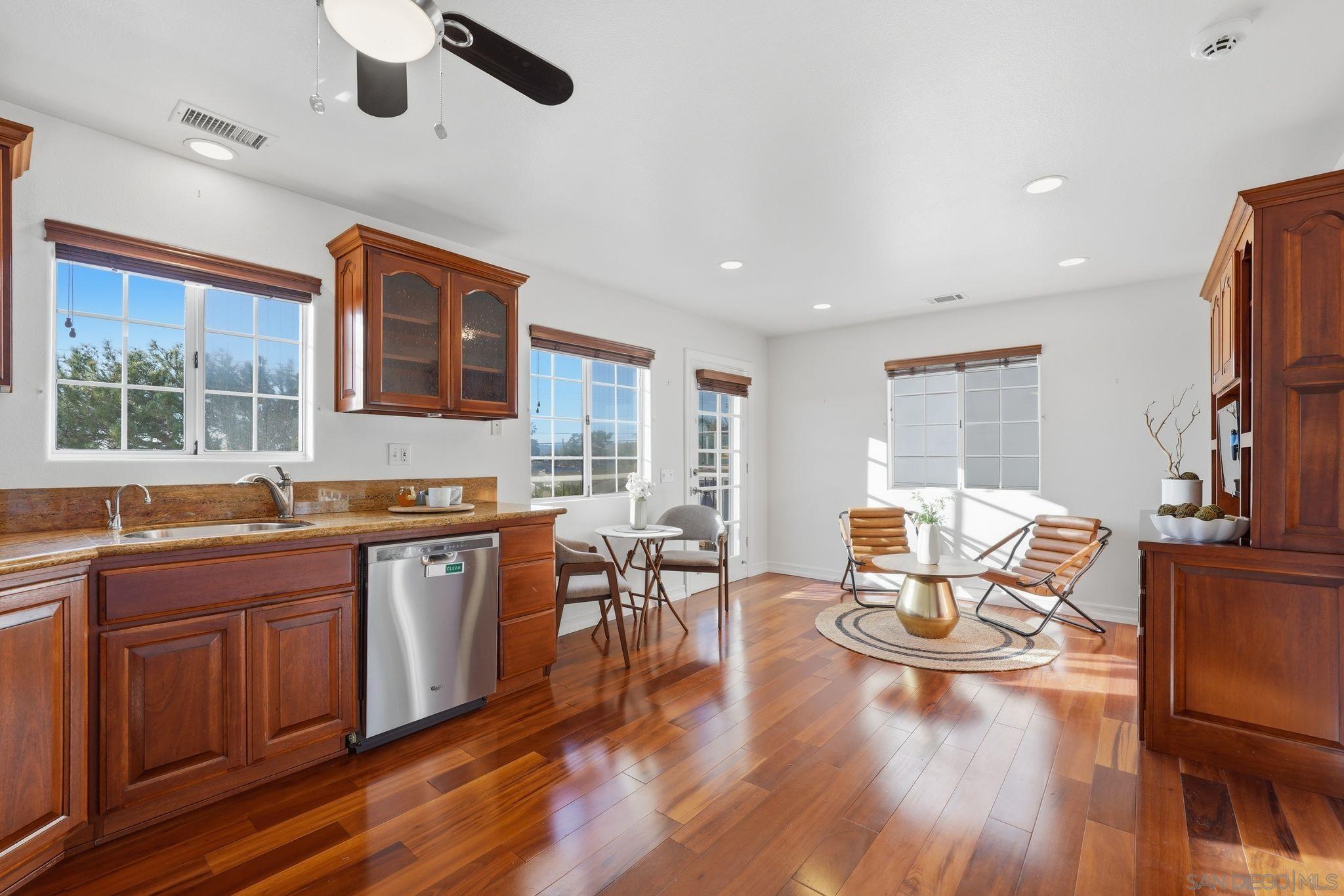 Detail Gallery Image 48 of 75 For 3240  Geronimo Ave, San Diego,  CA 92117 - 4 Beds | 3/1 Baths