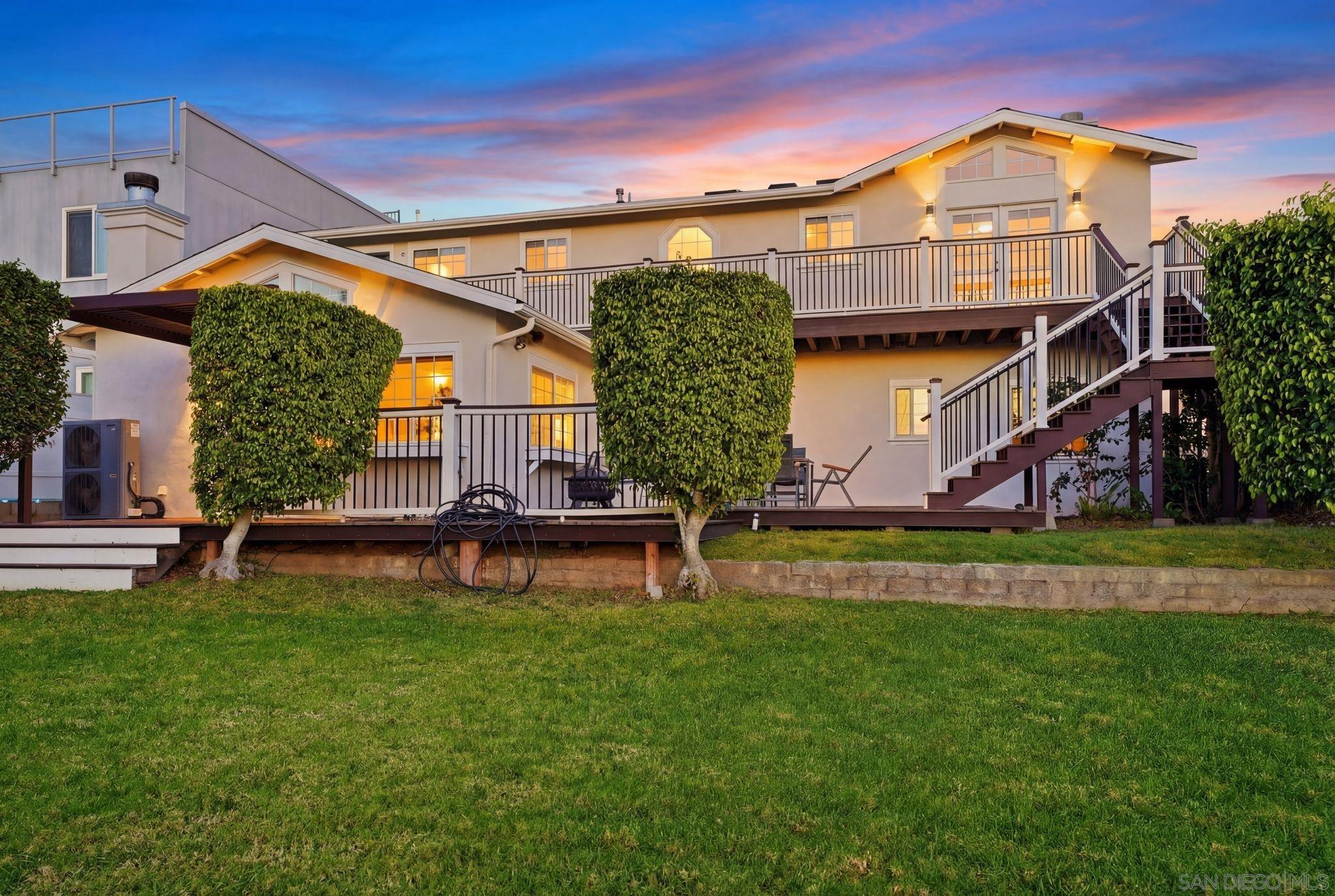 Detail Gallery Image 8 of 75 For 3240  Geronimo Ave, San Diego,  CA 92117 - 4 Beds | 3/1 Baths