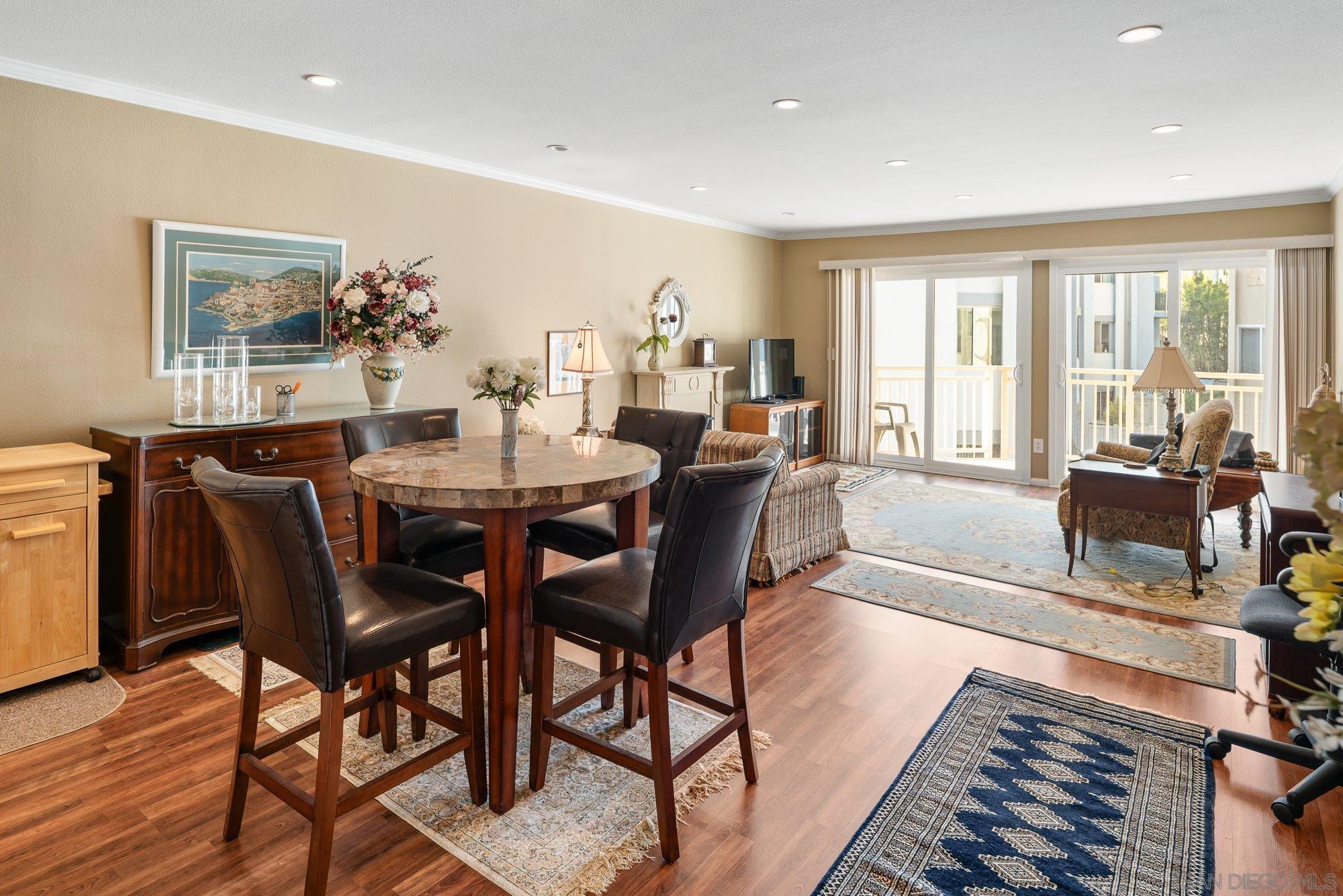 Detail Gallery Image 11 of 38 For 5366  La Jolla Blvd  203c,  La Jolla,  CA 92037 - 1 Beds | 1 Baths