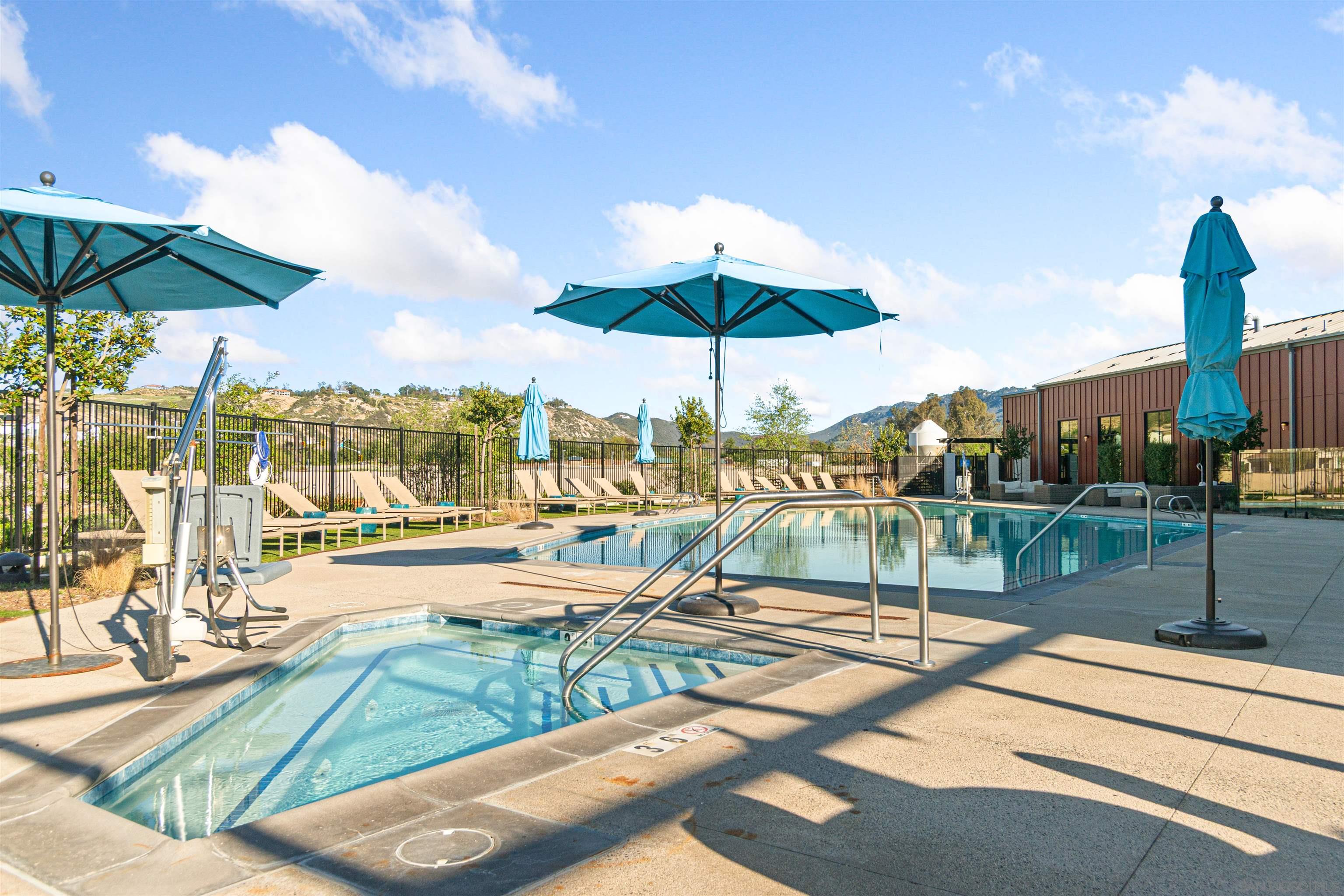 Detail Gallery Image 37 of 38 For 27936  Autumn Ct, Valley Center,  CA 92082 - 4 Beds | 2 Baths