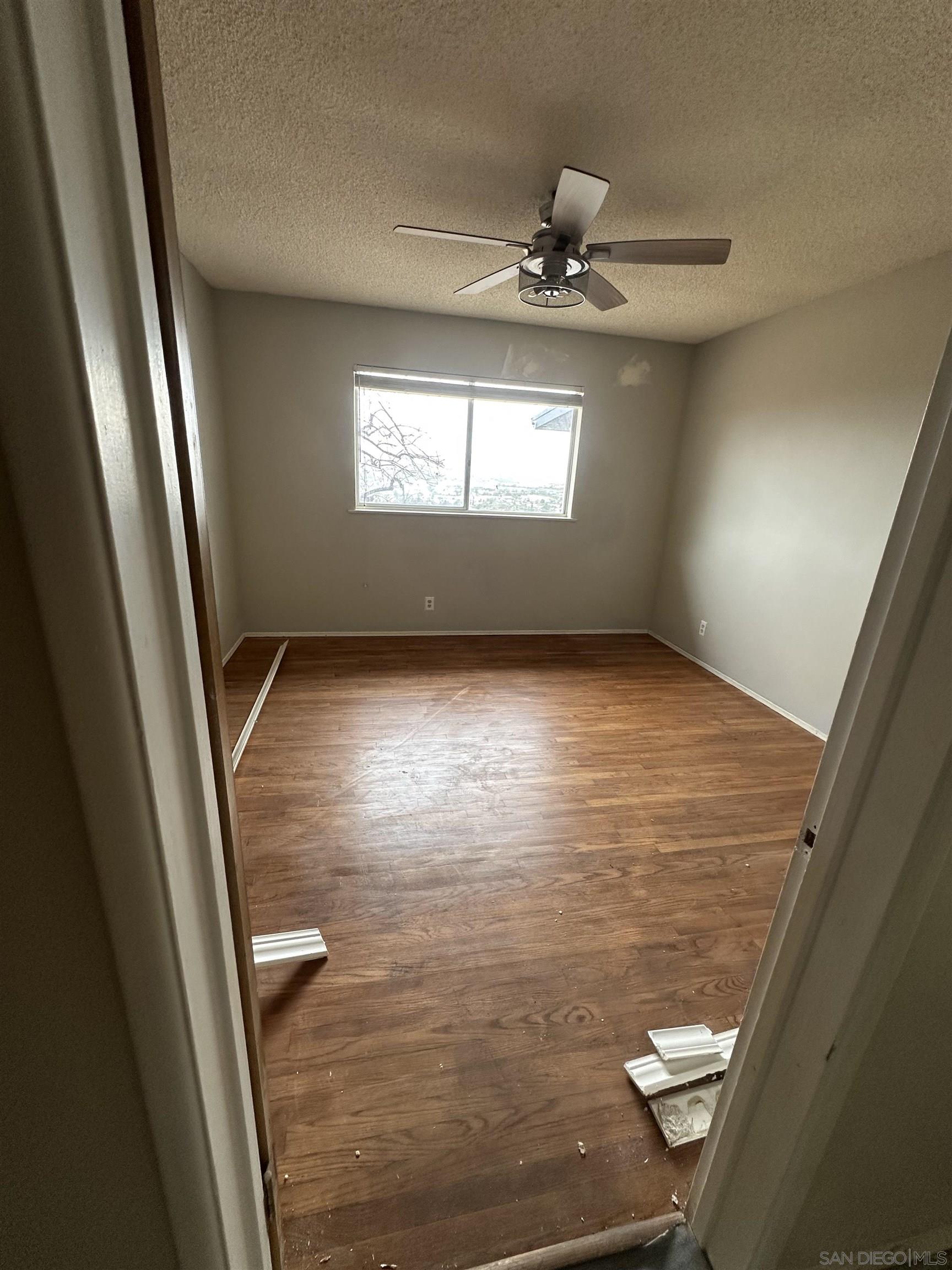 Detail Gallery Image 15 of 30 For 3246  Grand Ave, San Marcos,  CA 92078 - 3 Beds | 2 Baths