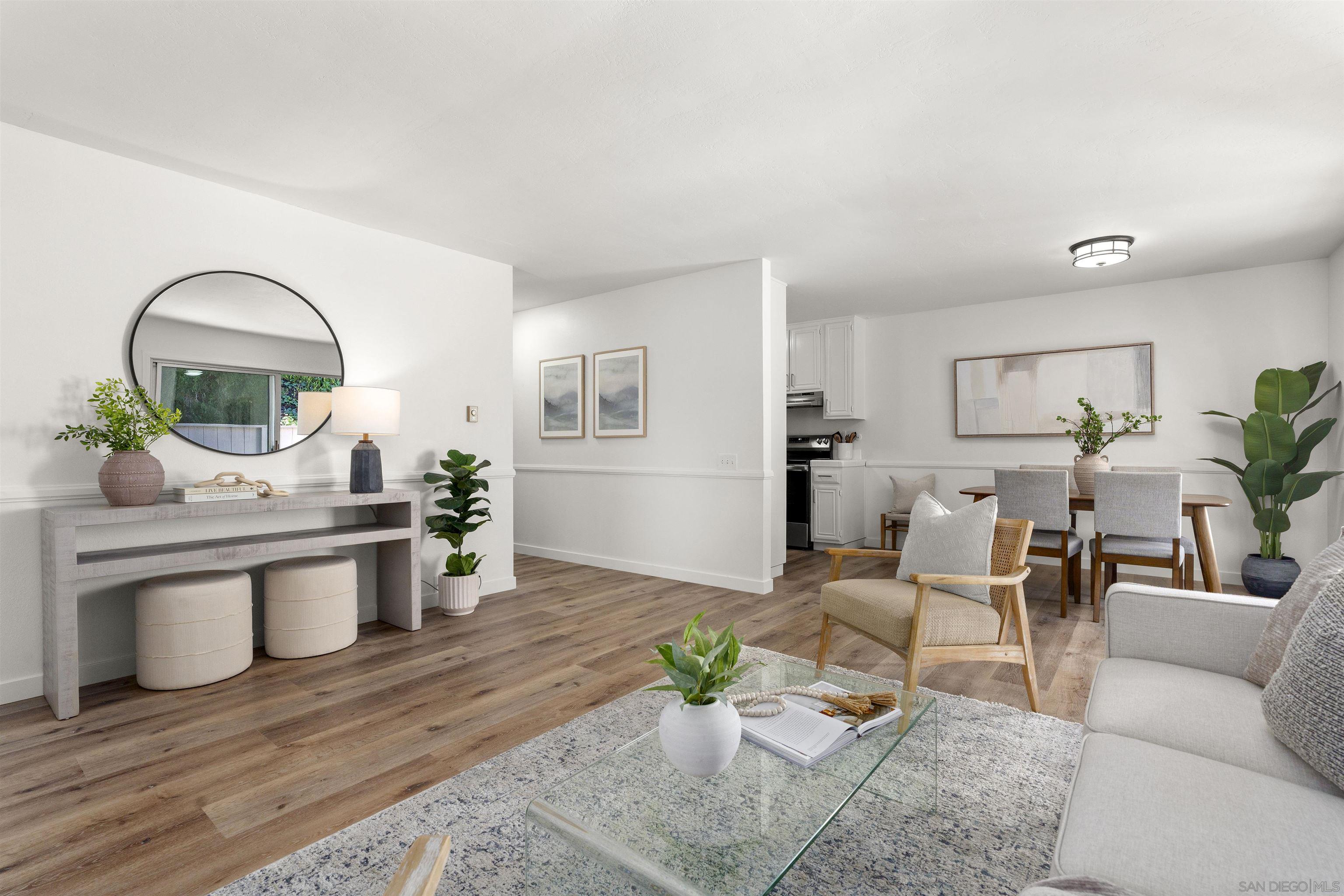 Front Image Thumbnail for SD260004755