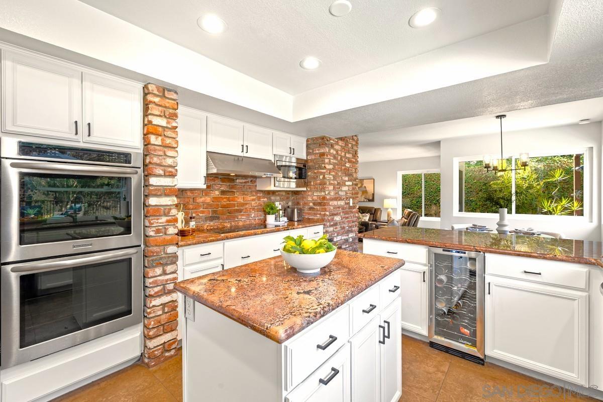 Detail Gallery Image 7 of 25 For 3426  Millikin Ave, San Diego,  CA 92122 - 4 Beds | 2/1 Baths