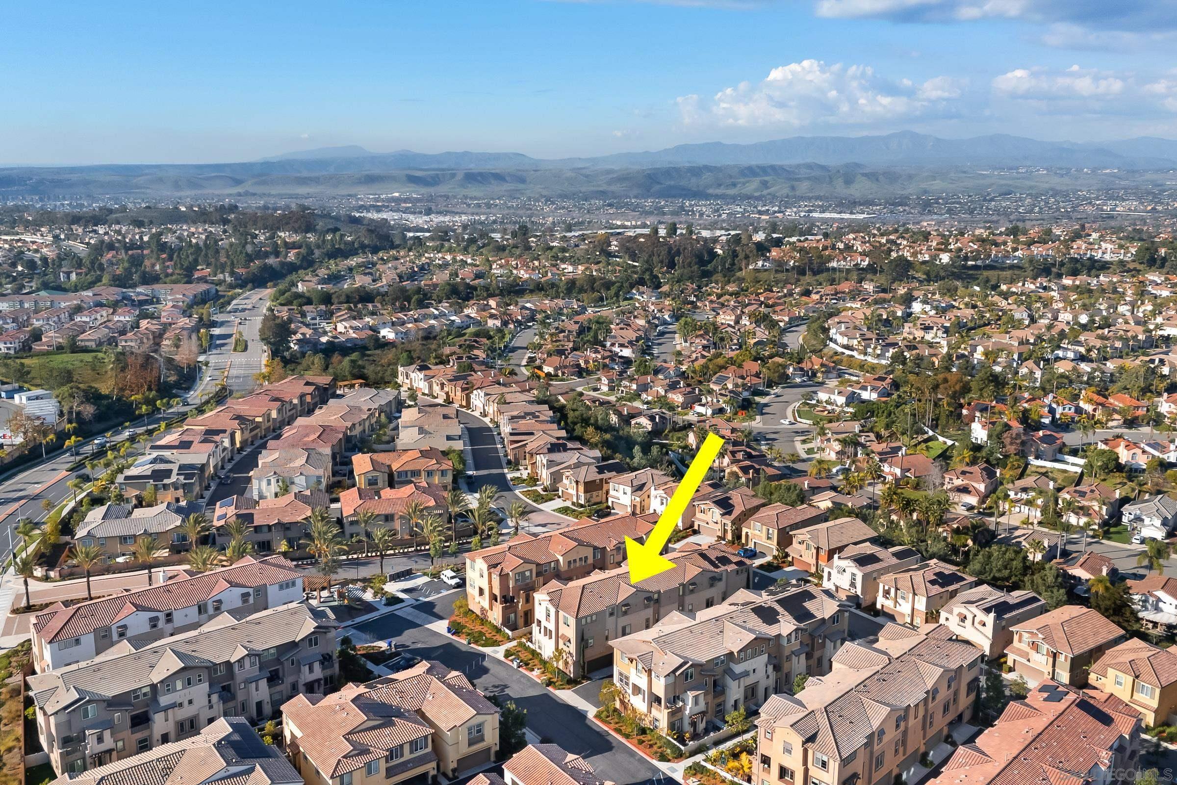 Detail Gallery Image 36 of 52 For 1118  via Lucero, Oceanside,  CA 92056 - 4 Beds | 3/1 Baths