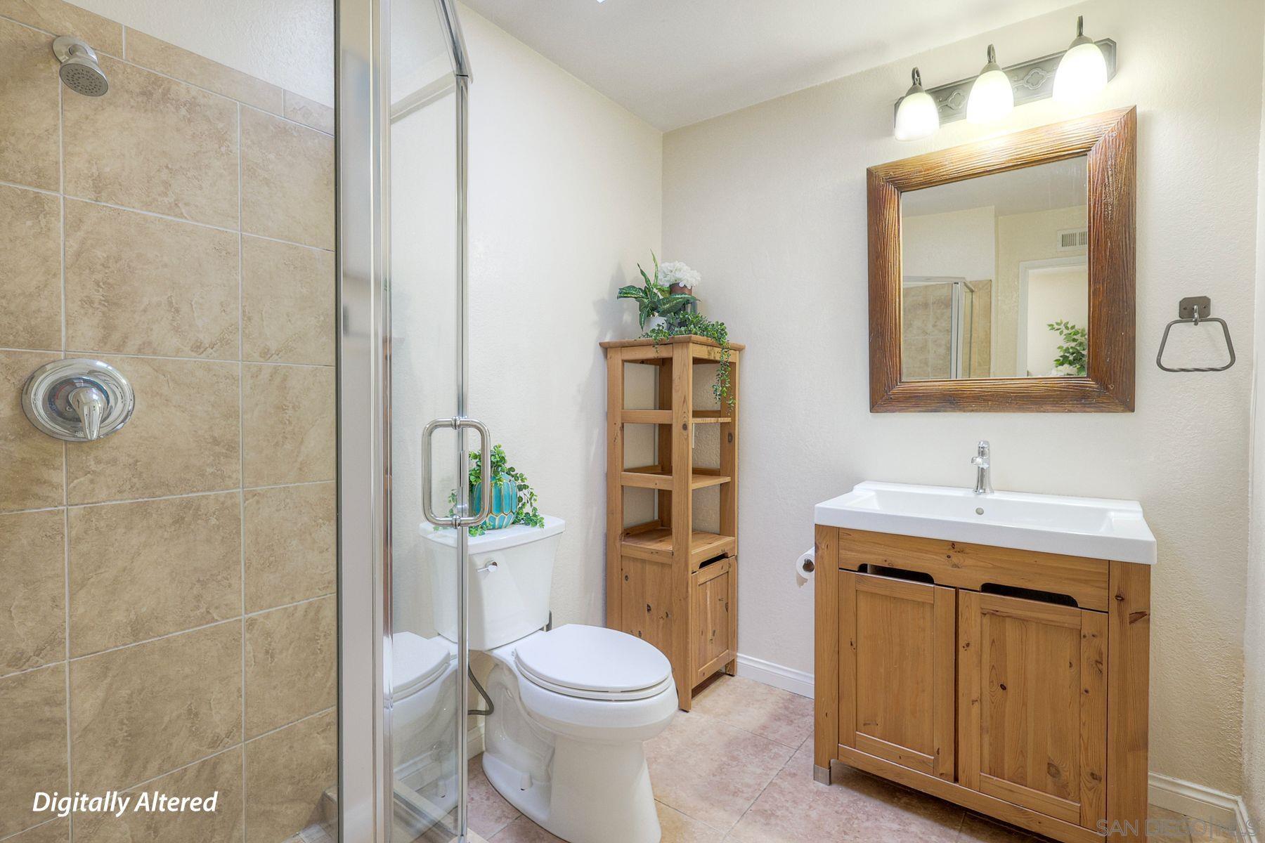 Detail Gallery Image 21 of 42 For 2935  Lloyd St, San Diego,  CA 92117 - 4 Beds | 3/1 Baths