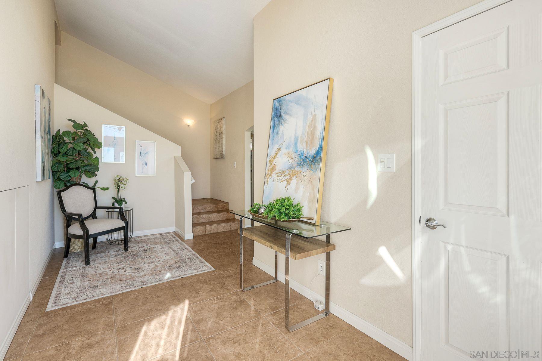 Detail Gallery Image 22 of 42 For 2935  Lloyd St, San Diego,  CA 92117 - 4 Beds | 3/1 Baths