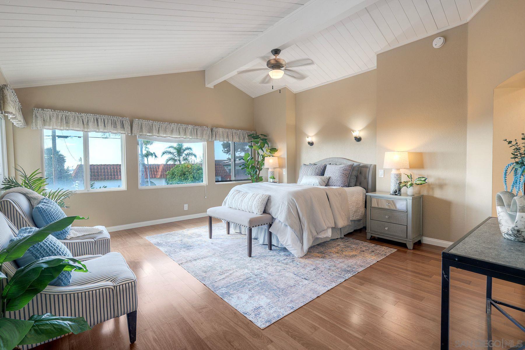 Detail Gallery Image 23 of 42 For 2935  Lloyd St, San Diego,  CA 92117 - 4 Beds | 3/1 Baths