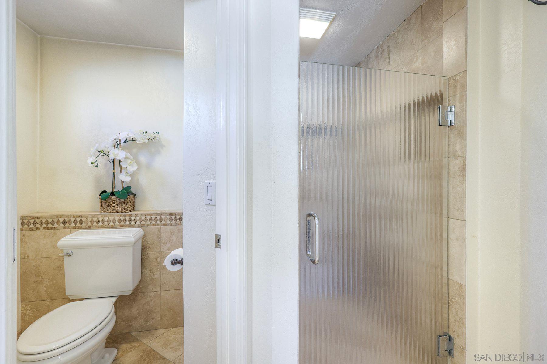 Detail Gallery Image 28 of 42 For 2935  Lloyd St, San Diego,  CA 92117 - 4 Beds | 3/1 Baths