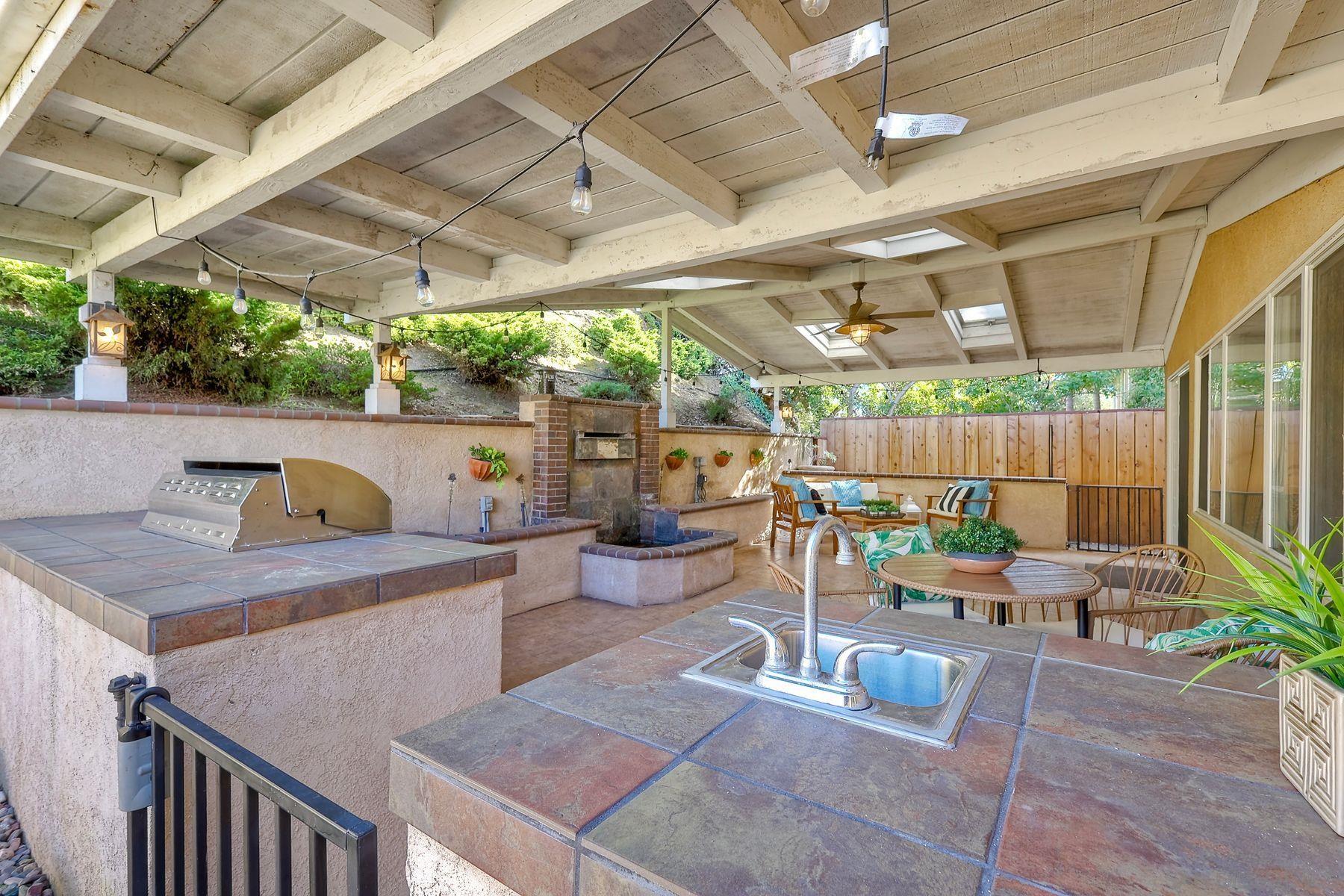 Detail Gallery Image 32 of 42 For 2935  Lloyd St, San Diego,  CA 92117 - 4 Beds | 3/1 Baths