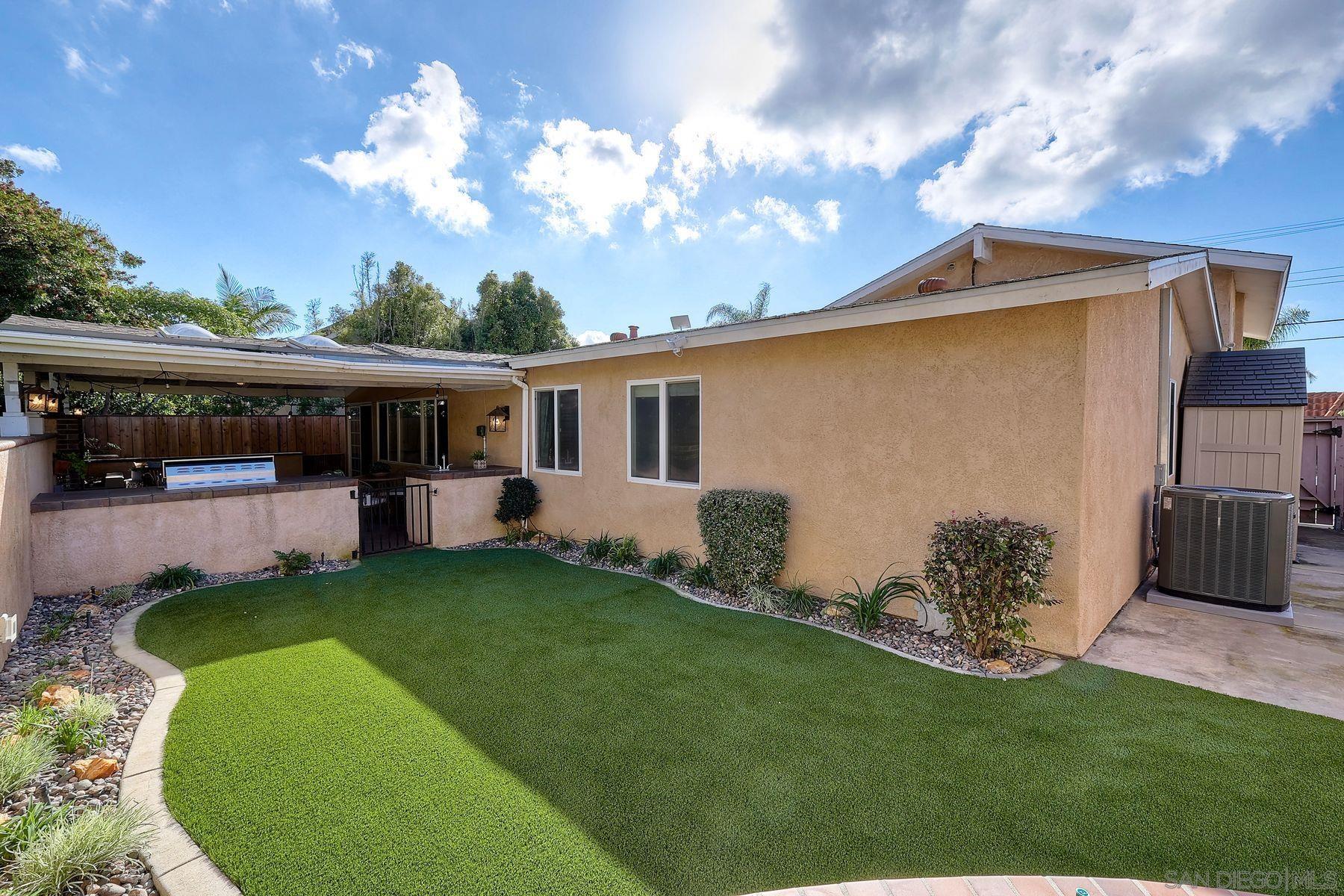 Detail Gallery Image 34 of 42 For 2935  Lloyd St, San Diego,  CA 92117 - 4 Beds | 3/1 Baths