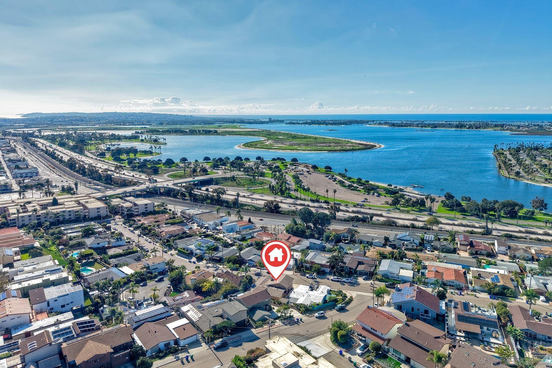 Detail Gallery Image 35 of 42 For 2935  Lloyd St, San Diego,  CA 92117 - 4 Beds | 3/1 Baths