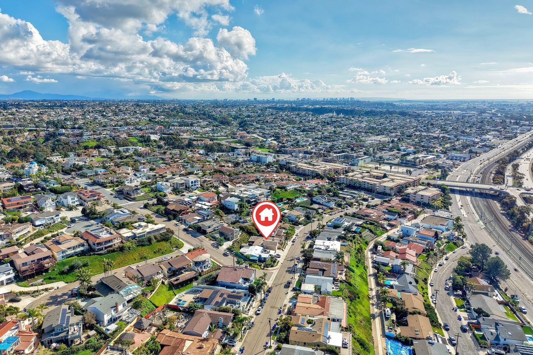 Detail Gallery Image 36 of 42 For 2935  Lloyd St, San Diego,  CA 92117 - 4 Beds | 3/1 Baths