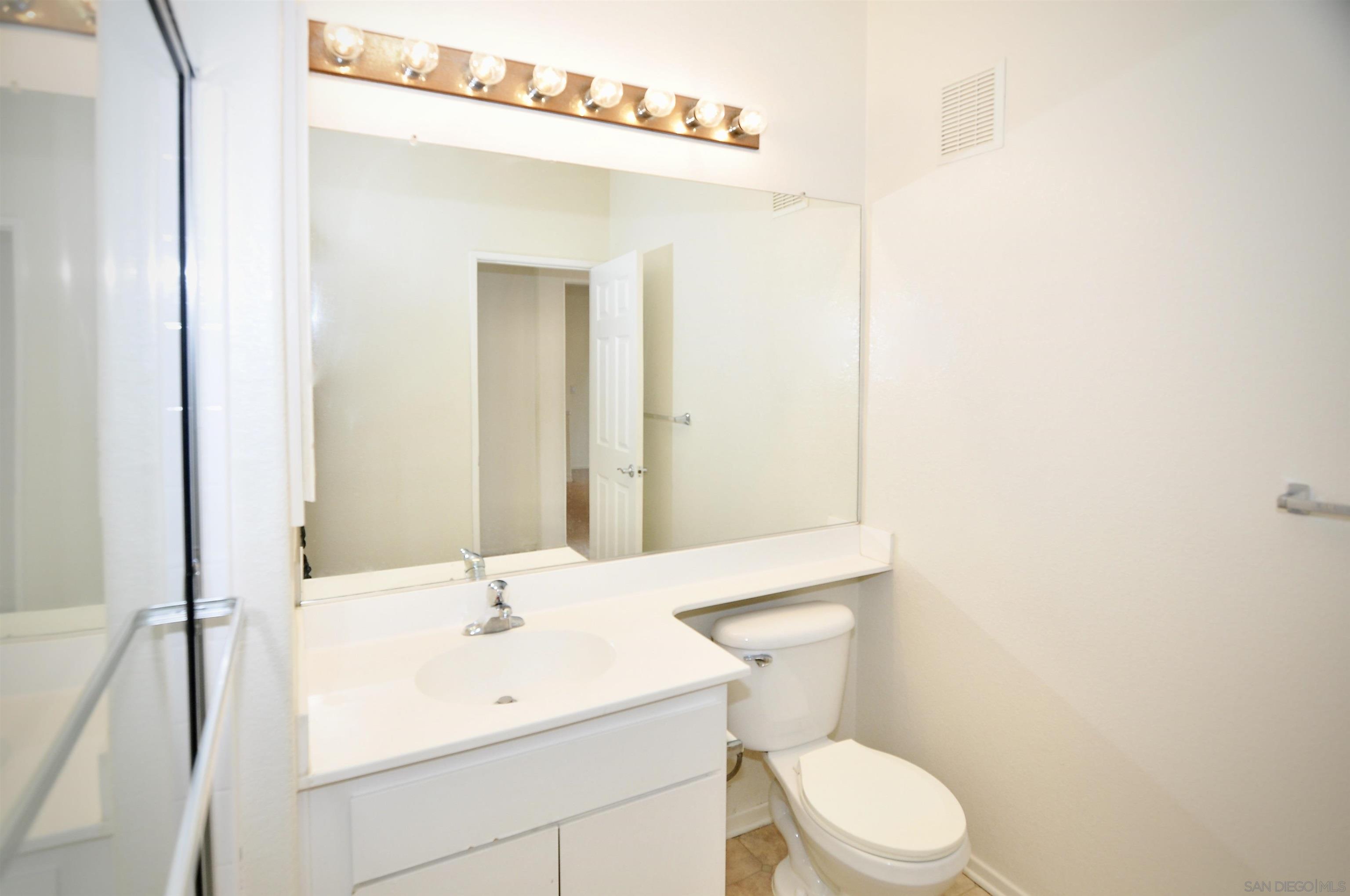 Detail Gallery Image 21 of 54 For 10840  Scripps Ranch Blvd  #206,  San Diego,  CA 92131 - 1 Beds | 1 Baths
