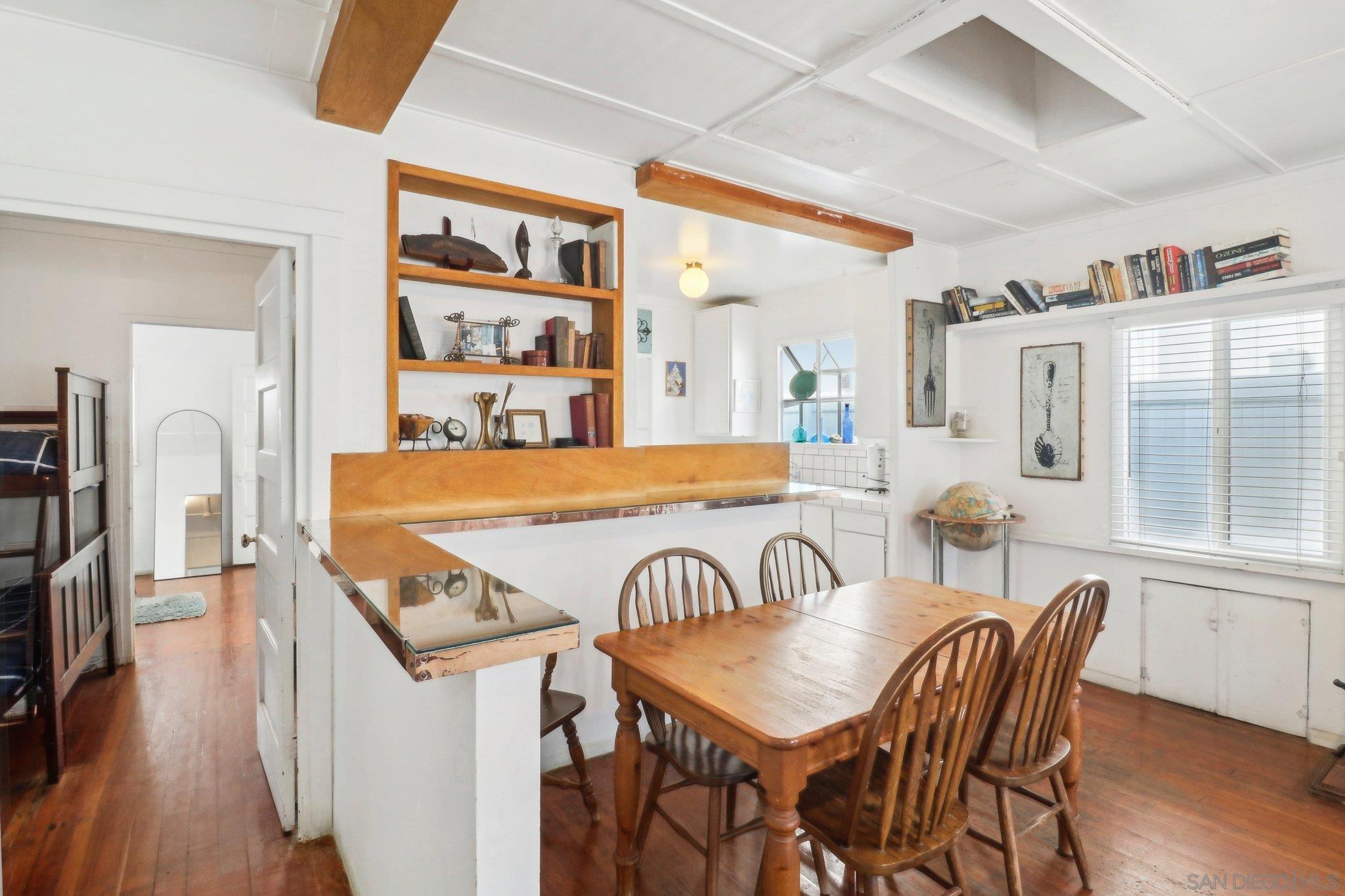 Detail Gallery Image 14 of 45 For 719  Jersey Ct, San Diego,  CA 92109 - 2 Beds | 1 Baths