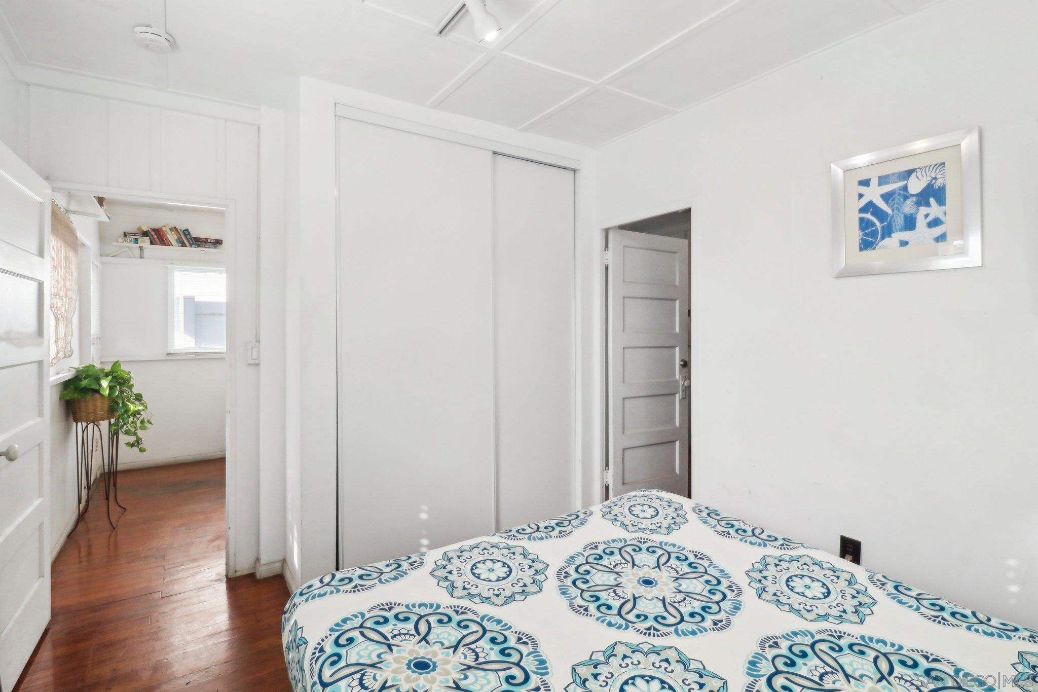 Detail Gallery Image 28 of 45 For 719  Jersey Ct, San Diego,  CA 92109 - 2 Beds | 1 Baths