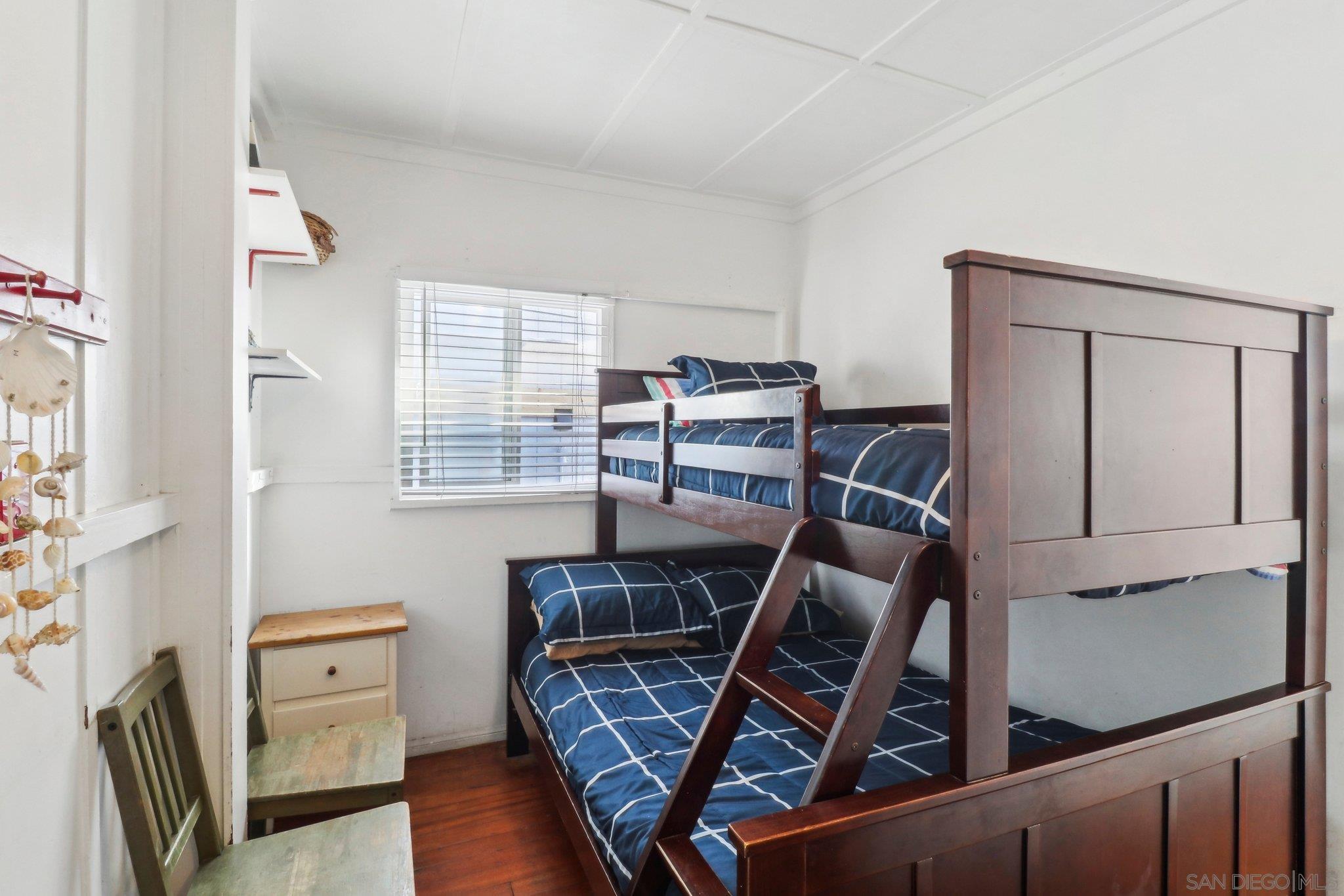 Detail Gallery Image 29 of 45 For 719  Jersey Ct, San Diego,  CA 92109 - 2 Beds | 1 Baths