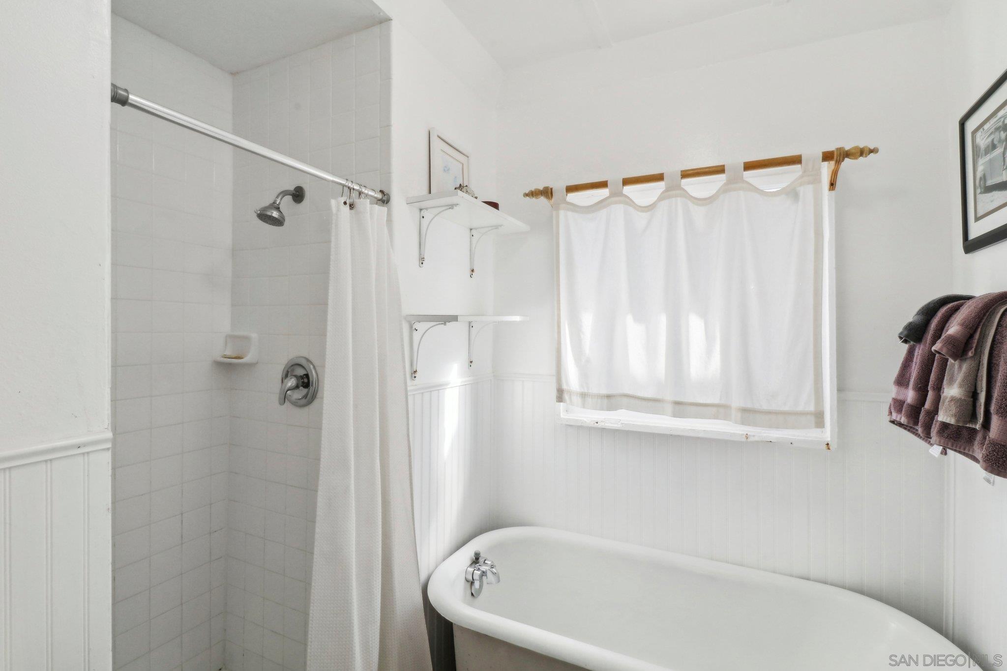 Detail Gallery Image 30 of 45 For 719  Jersey Ct, San Diego,  CA 92109 - 2 Beds | 1 Baths